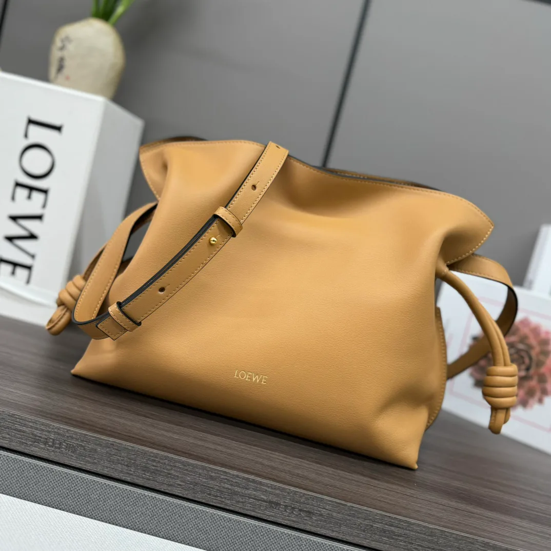 Клатчи Женские Loewe 11513650