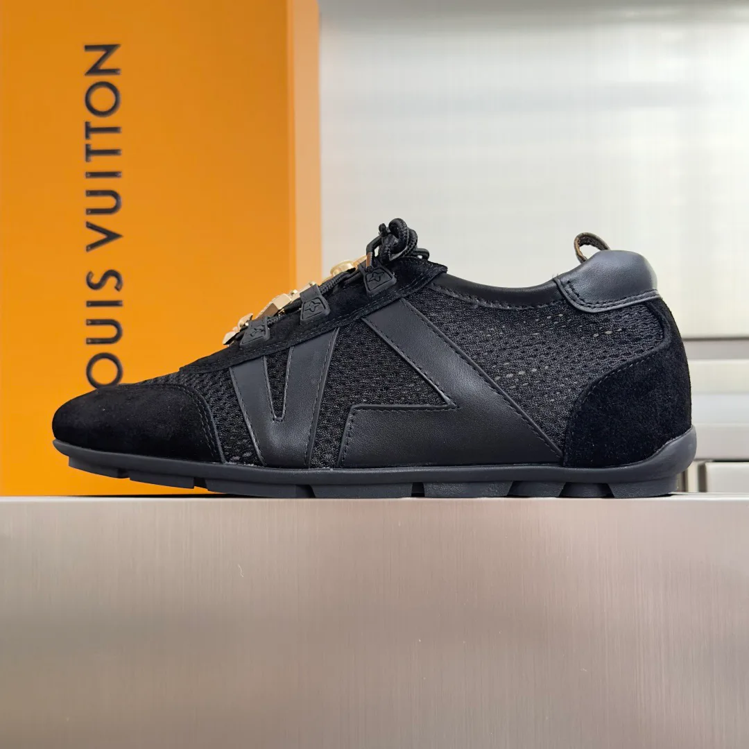 Кроссовки Женские Louis Vuitton 17950616