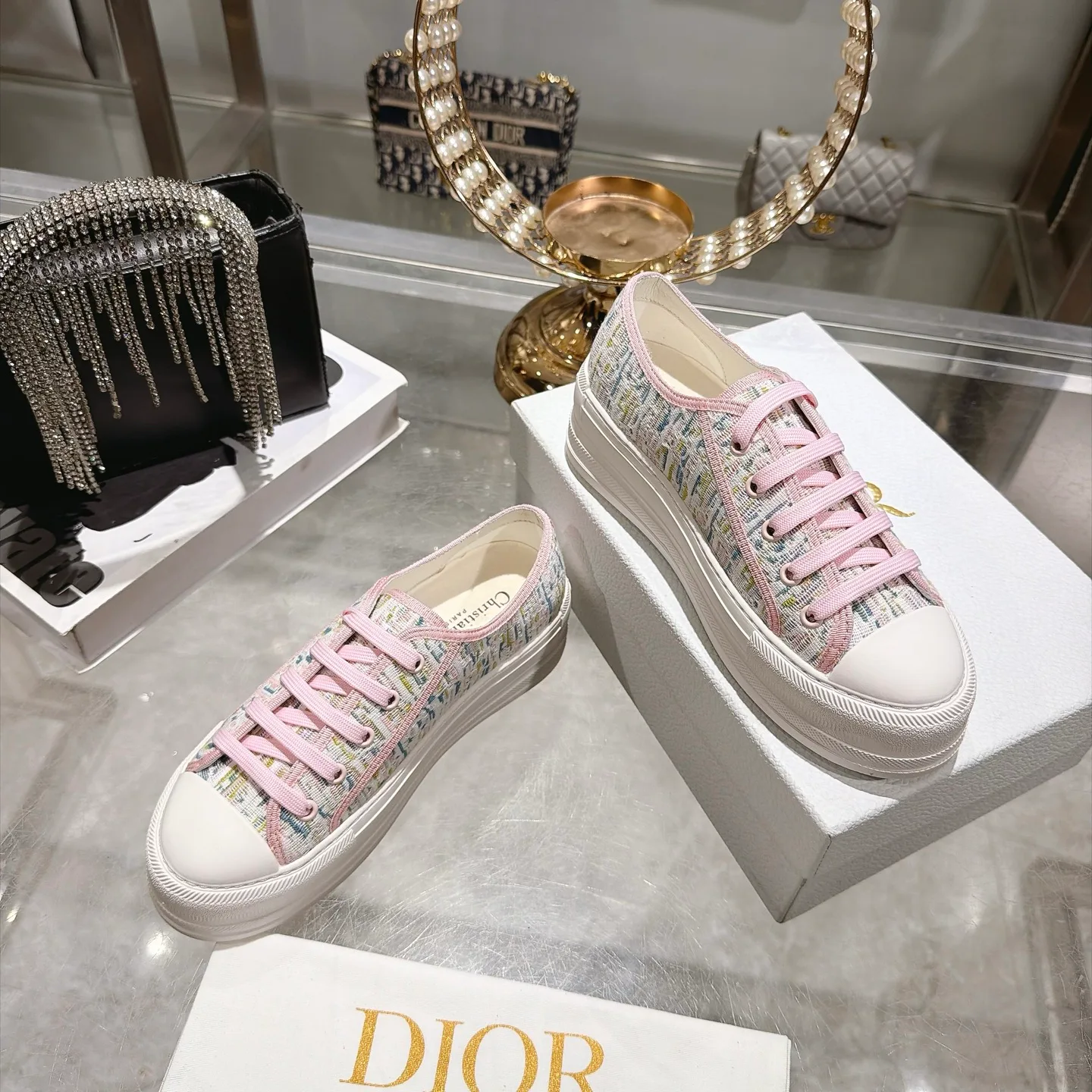 Кроссовки Женские Christian Dior 18636330