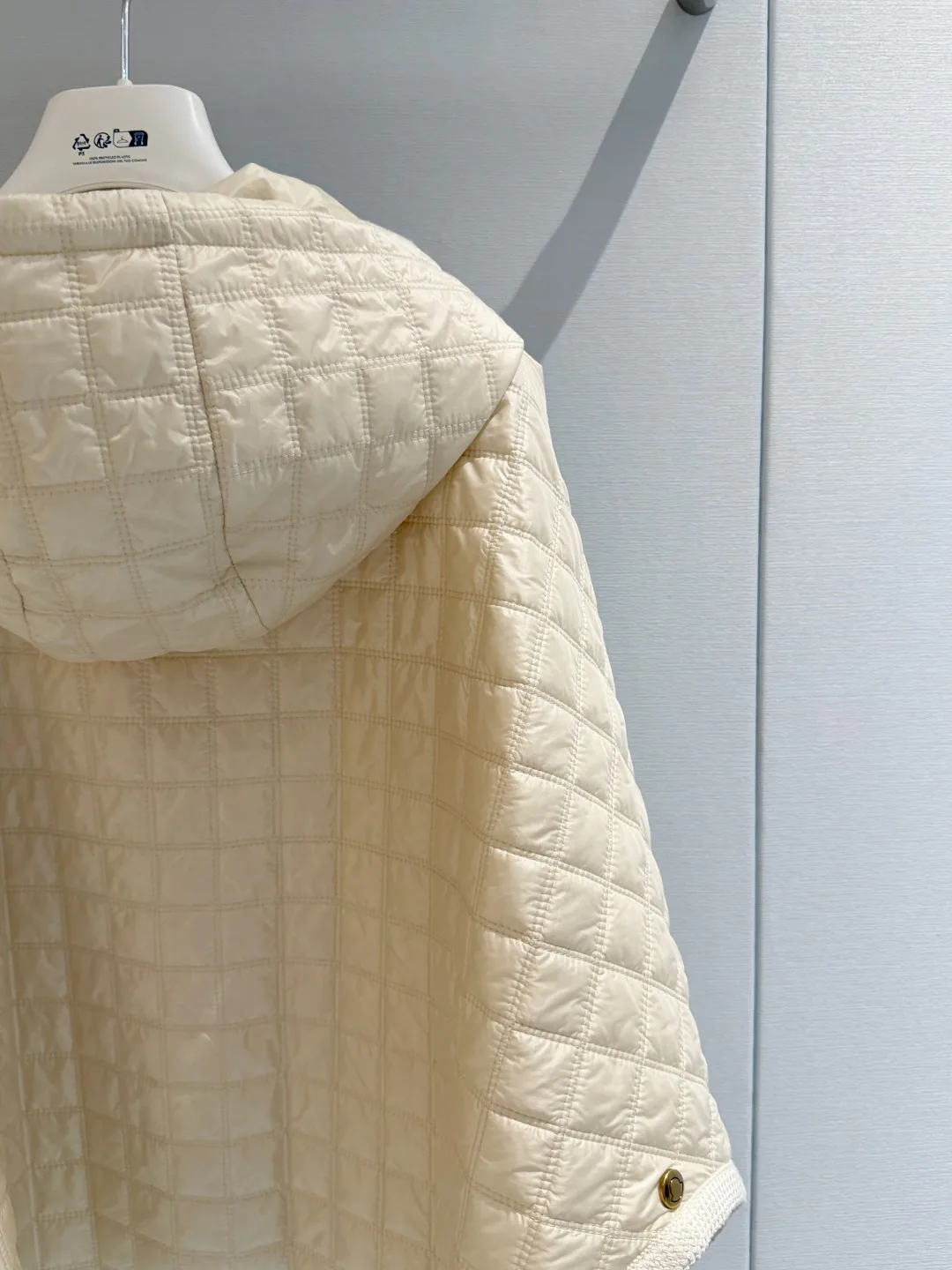 Куртки И Пуховики Женские Moncler 18050013