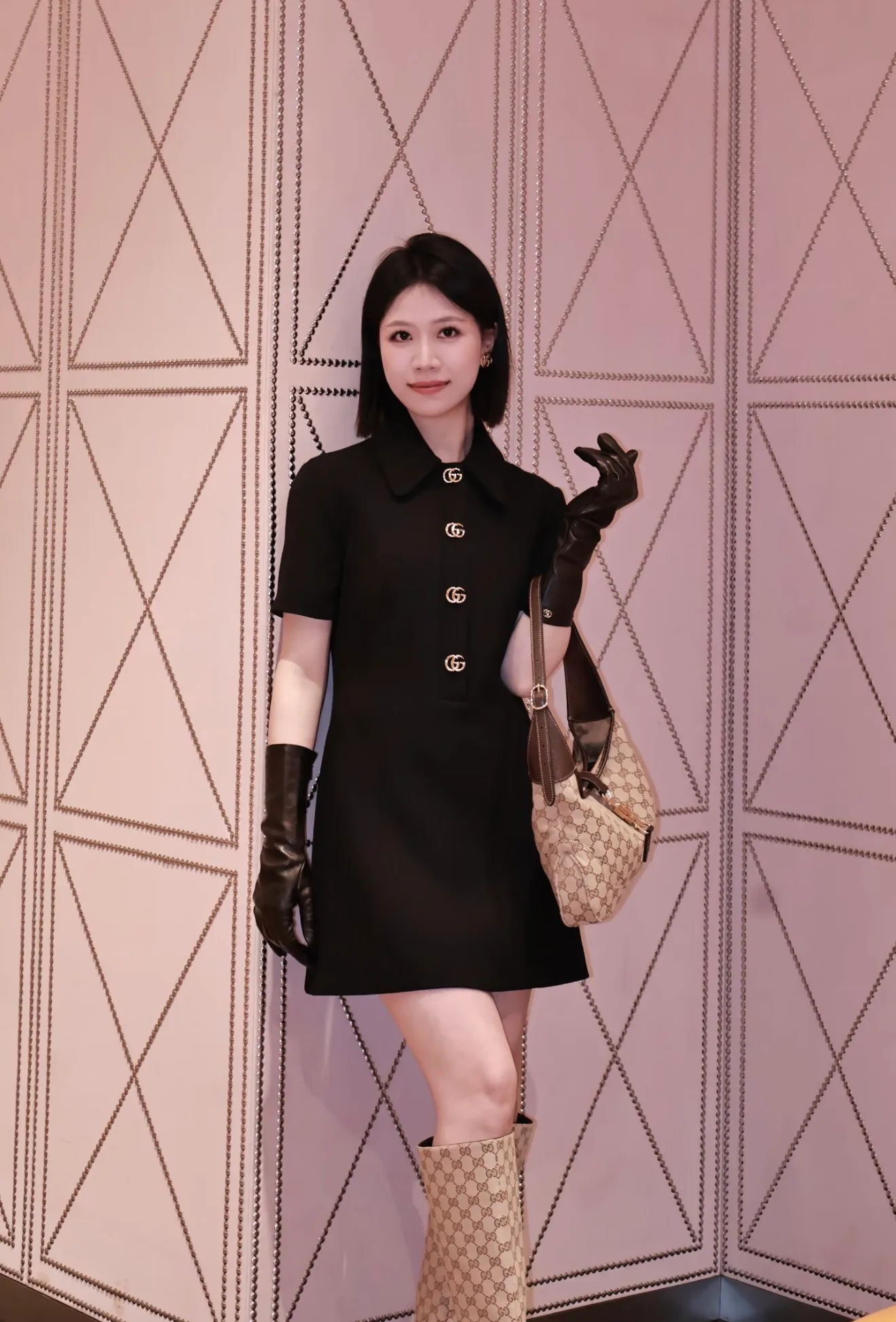 Платья Женские Gucci 17266278