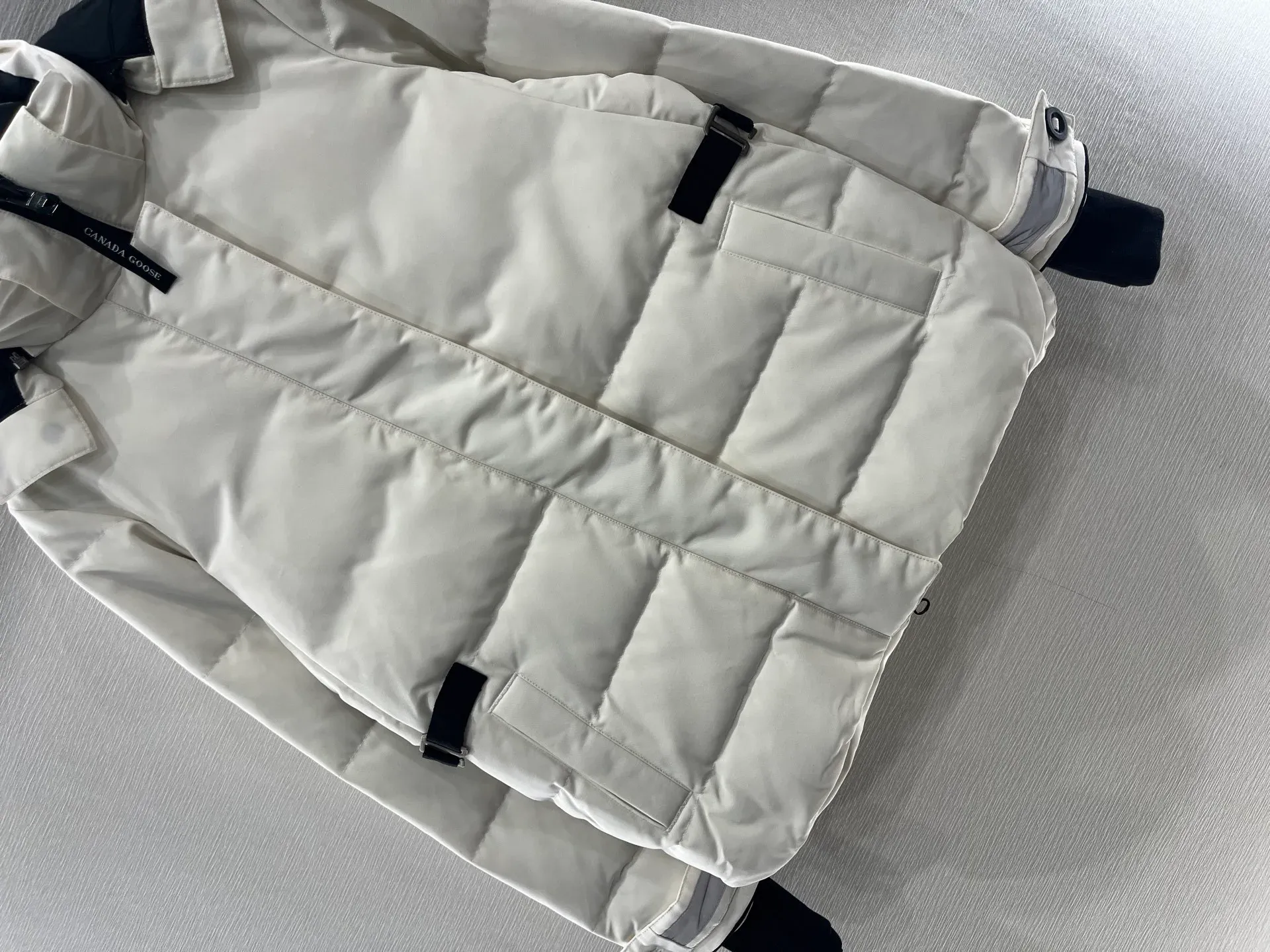 Куртки И Пуховики Женские Canada Goose 196199