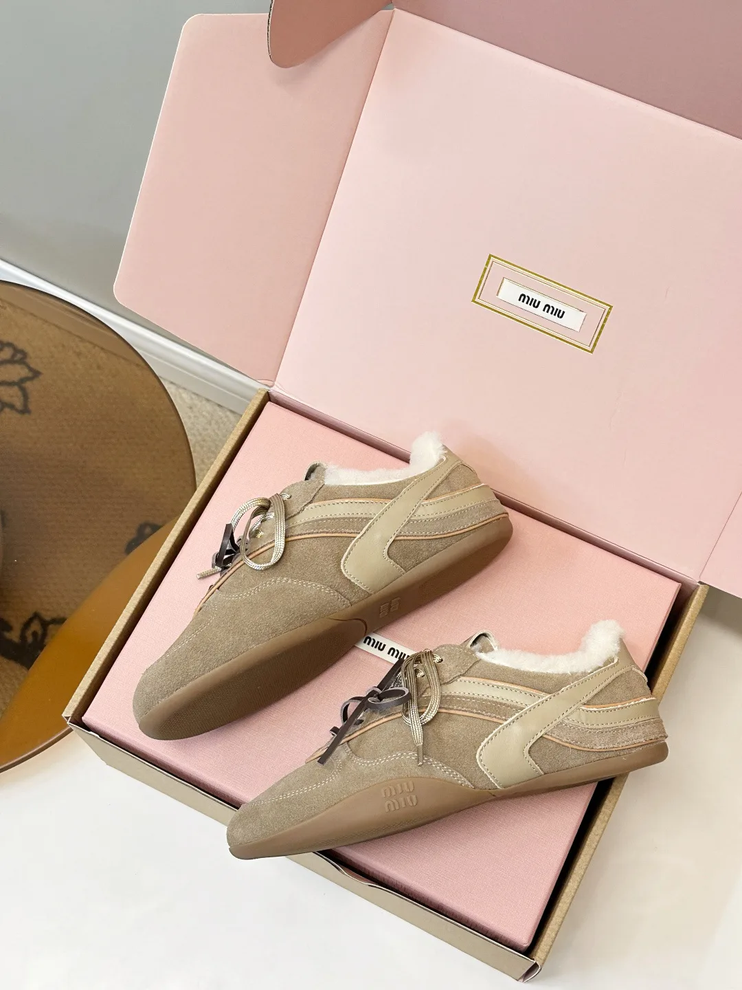 Кроссовки Женские Miu Miu 18164564