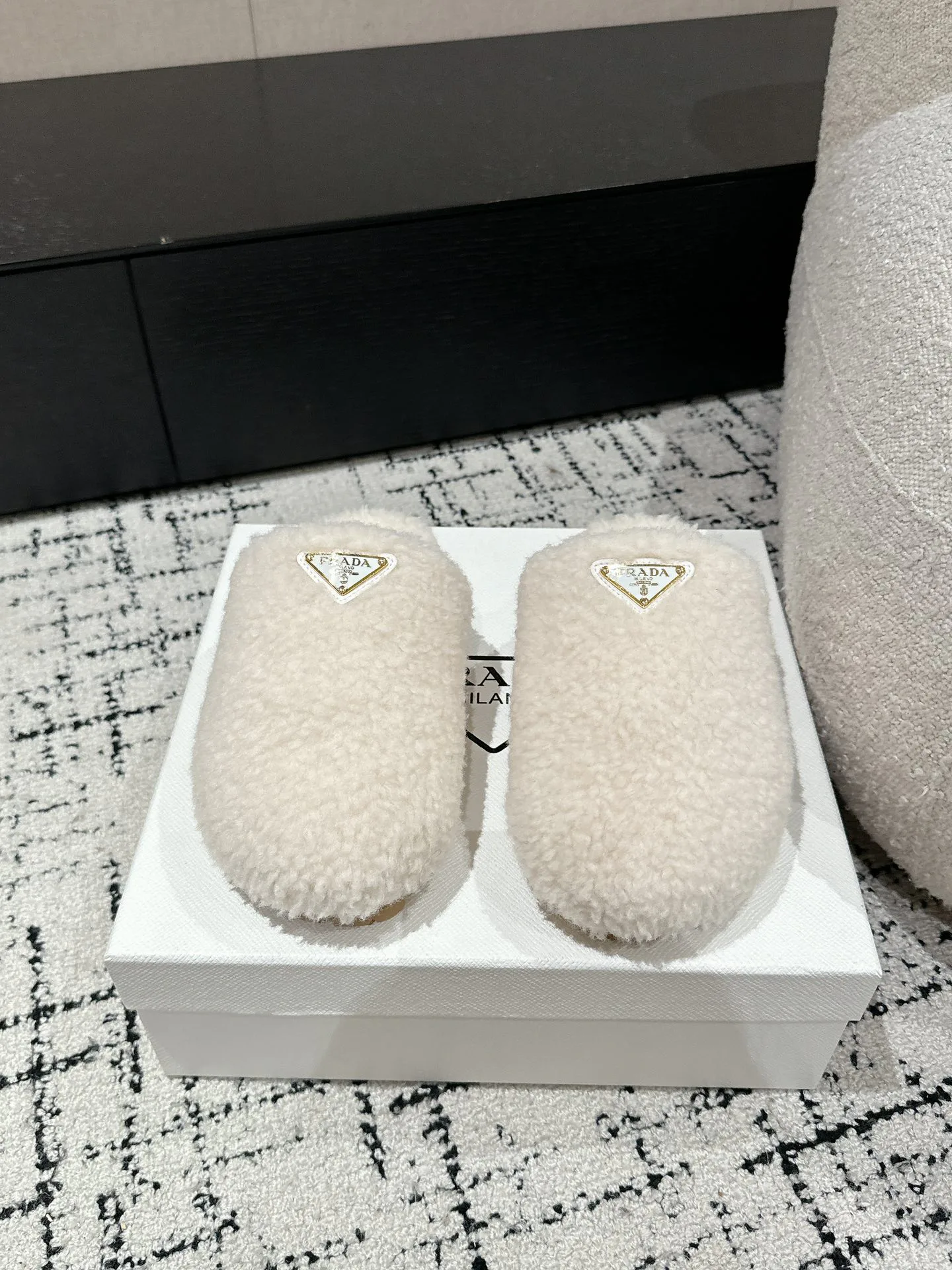 Тапочки Женские Prada 442461
