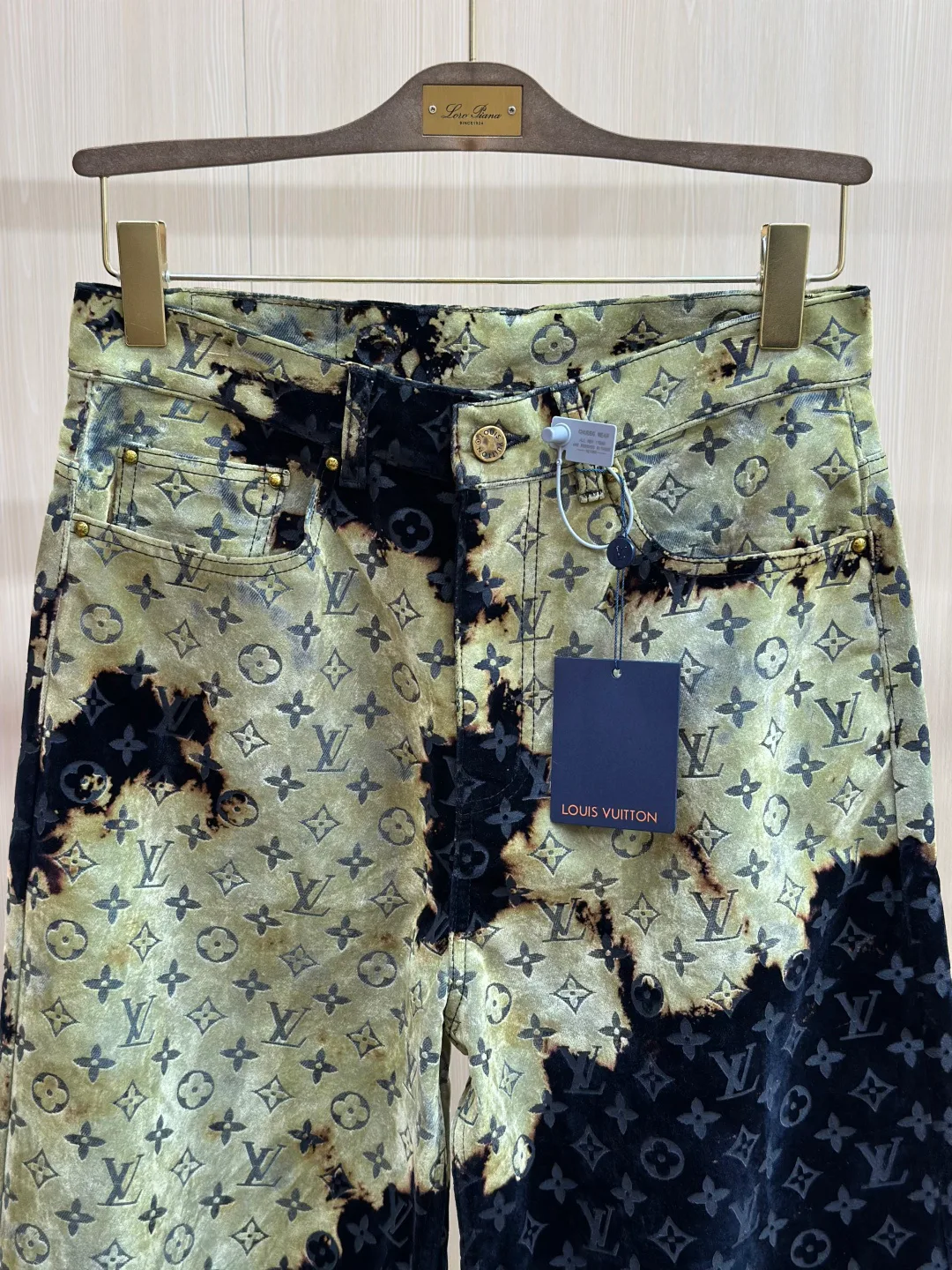 Джинсы Мужские Louis Vuitton 18599308