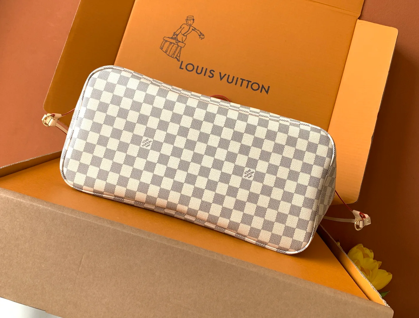 Классические Сумки Женские Louis Vuitton 18156578