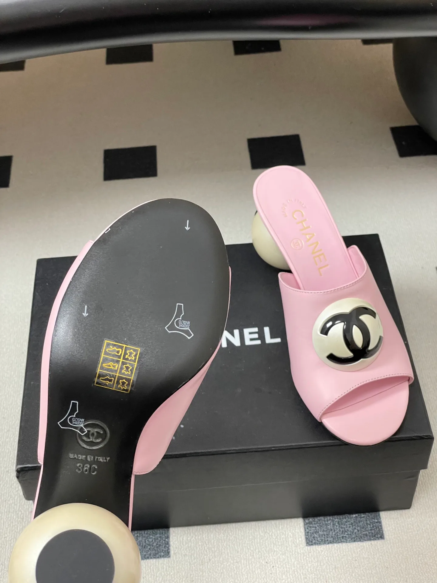 Босоножки Женские Chanel 10993919