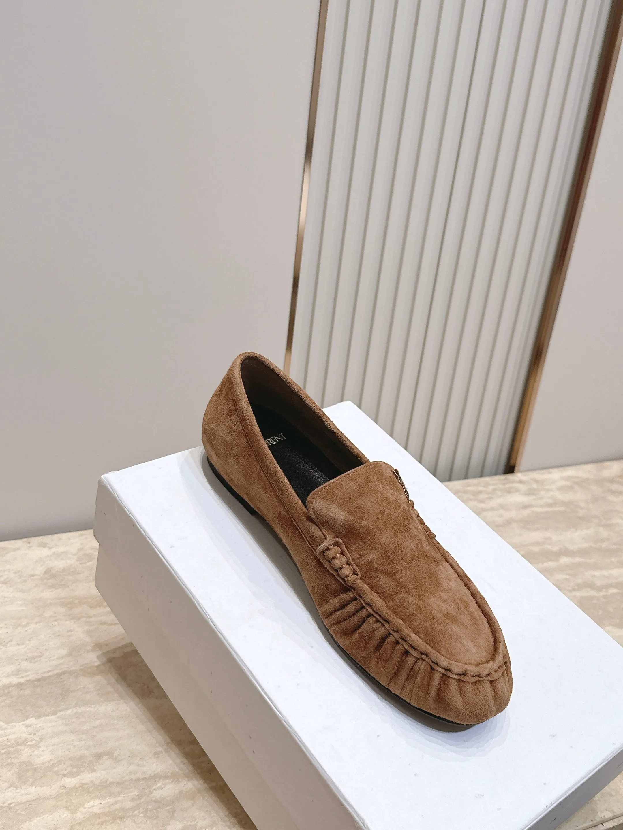 Лоферы И Мокасины Женские Saint Laurent 17701336