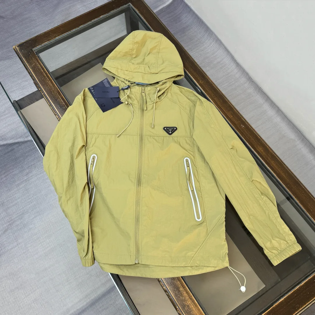 Куртки И Пуховики Мужские Prada 17286067