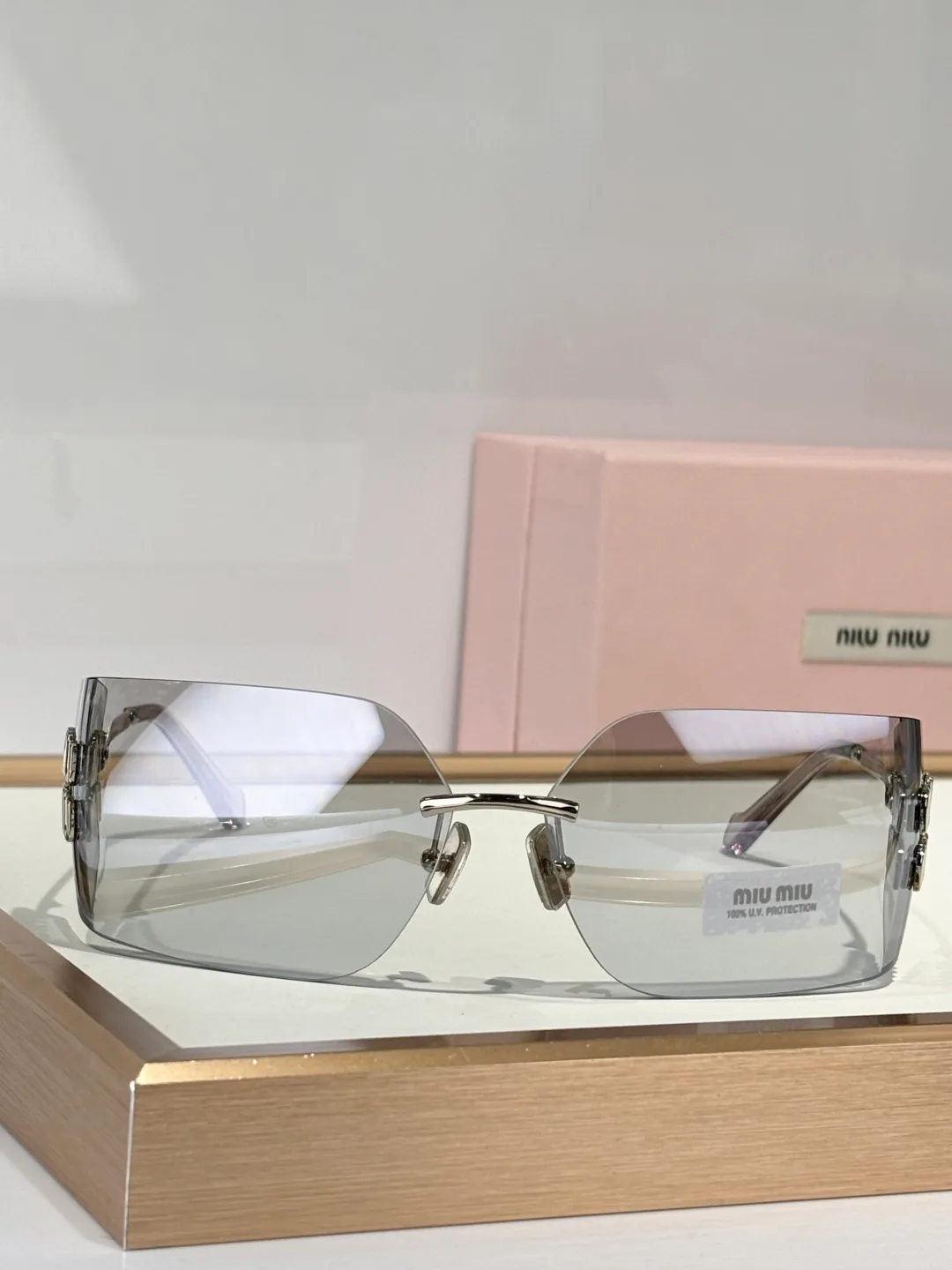 Очки Miu Miu 16067