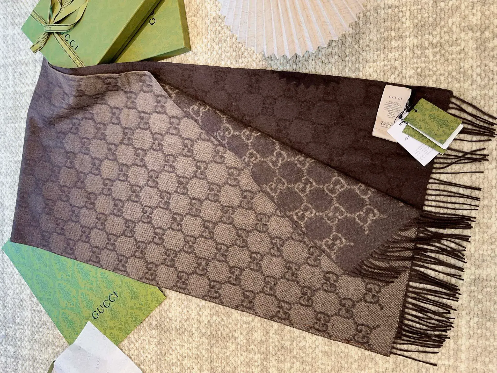 Шарфы Gucci 702882