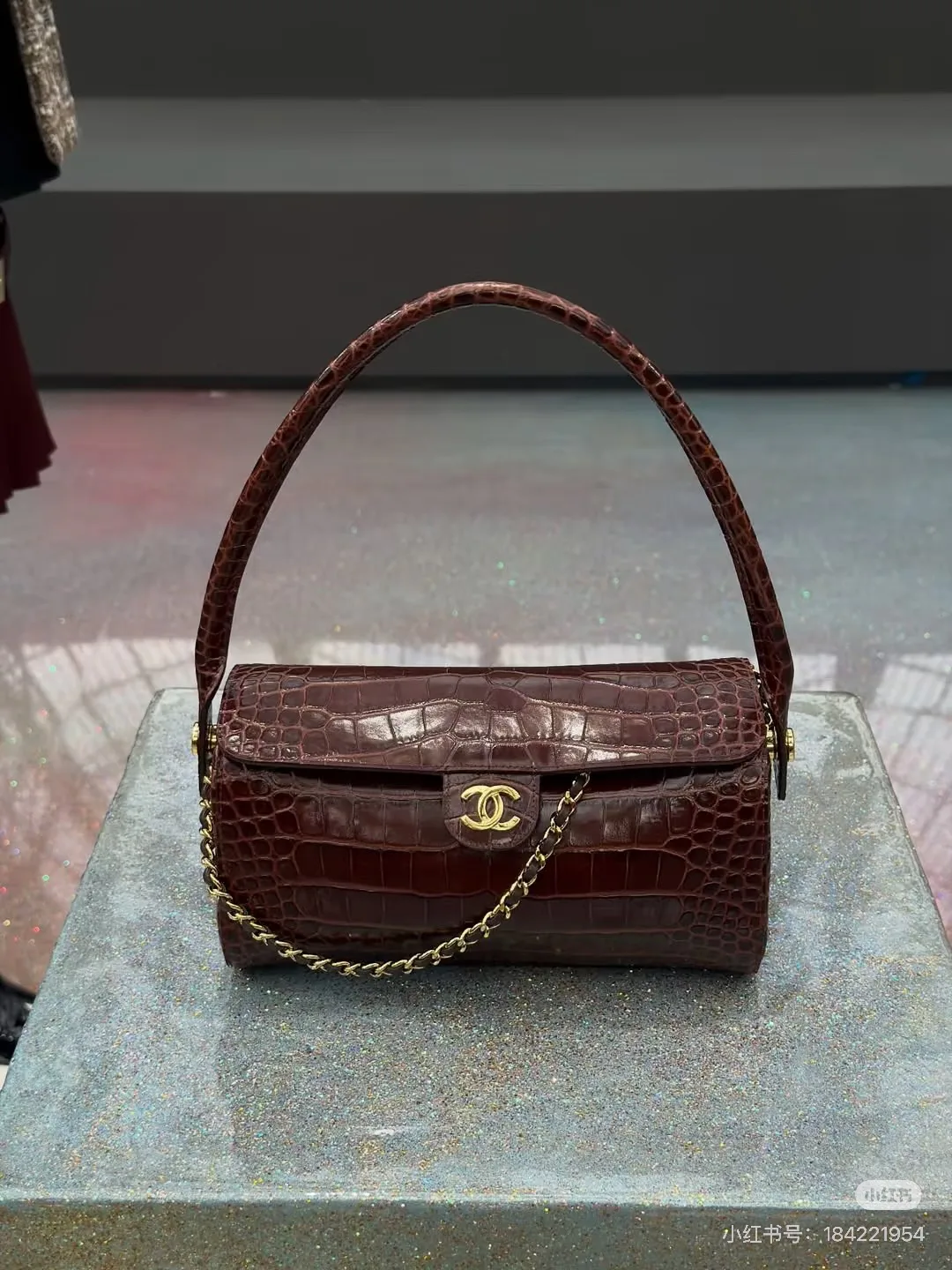 Классические Сумки Женские Chanel 17571442