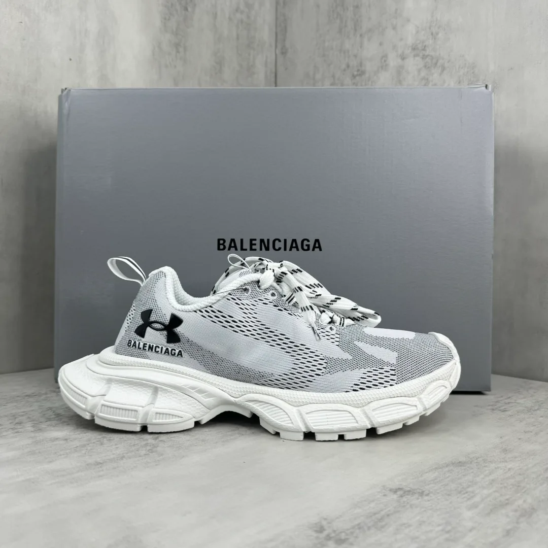 Кроссовки Женские Balenciaga 11102645
