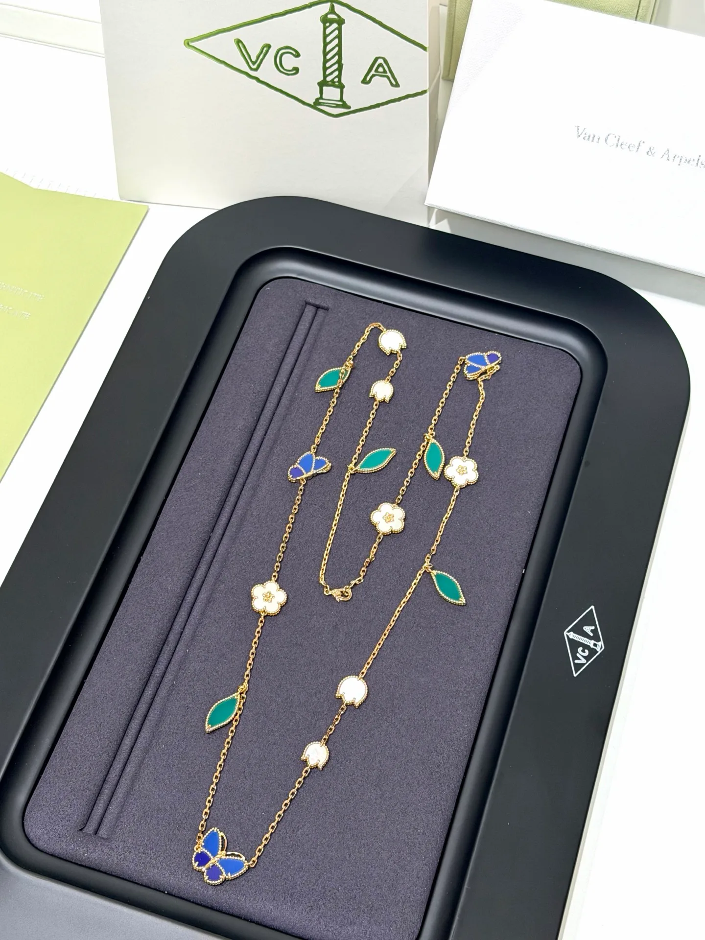 Бижутерия Van Cleef & Arpels 17858100