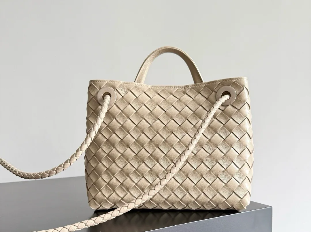 Классические Сумки Женские Bottega Veneta 17792039