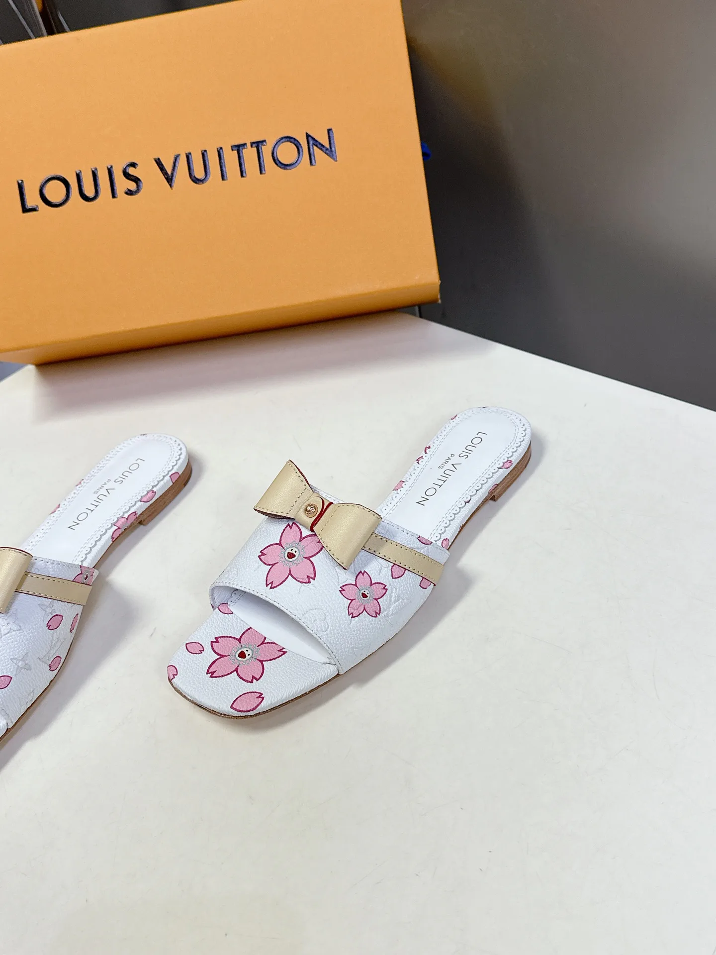 Туфли Женские Louis Vuitton 11458201