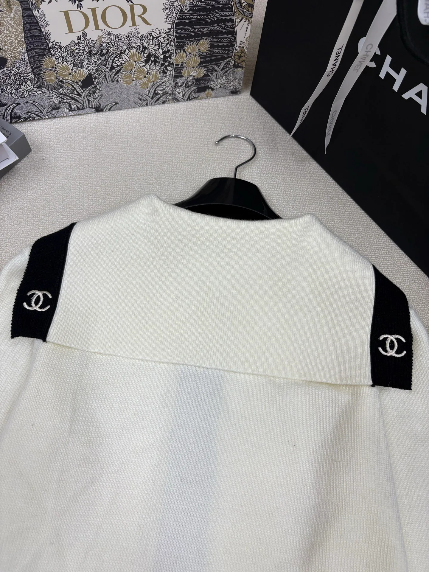 Джемперы И Свитеры Женские Chanel 17476721