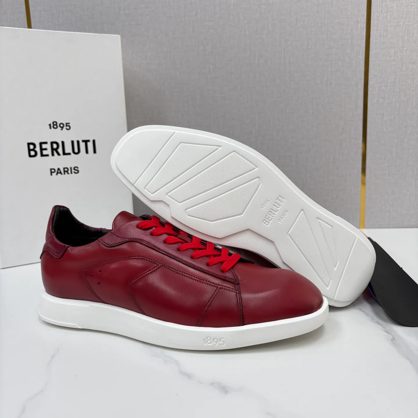 Кроссовки Мужские Berluti 17579109