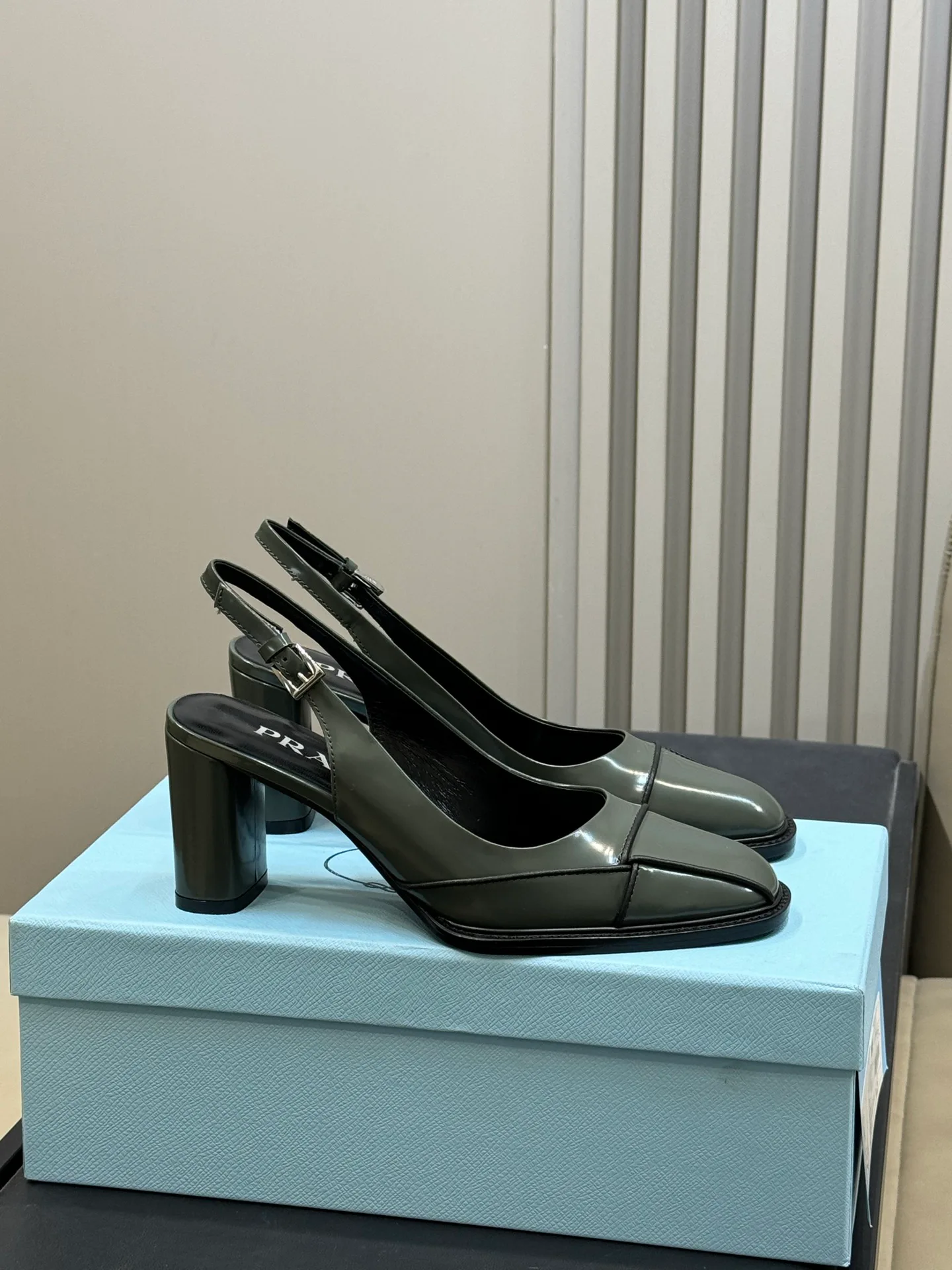 Туфли Женские Prada 3445334