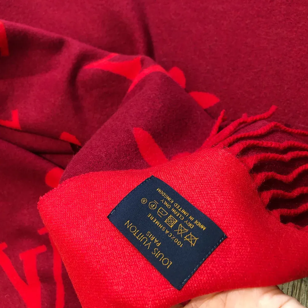 Шарфы Louis Vuitton 438410