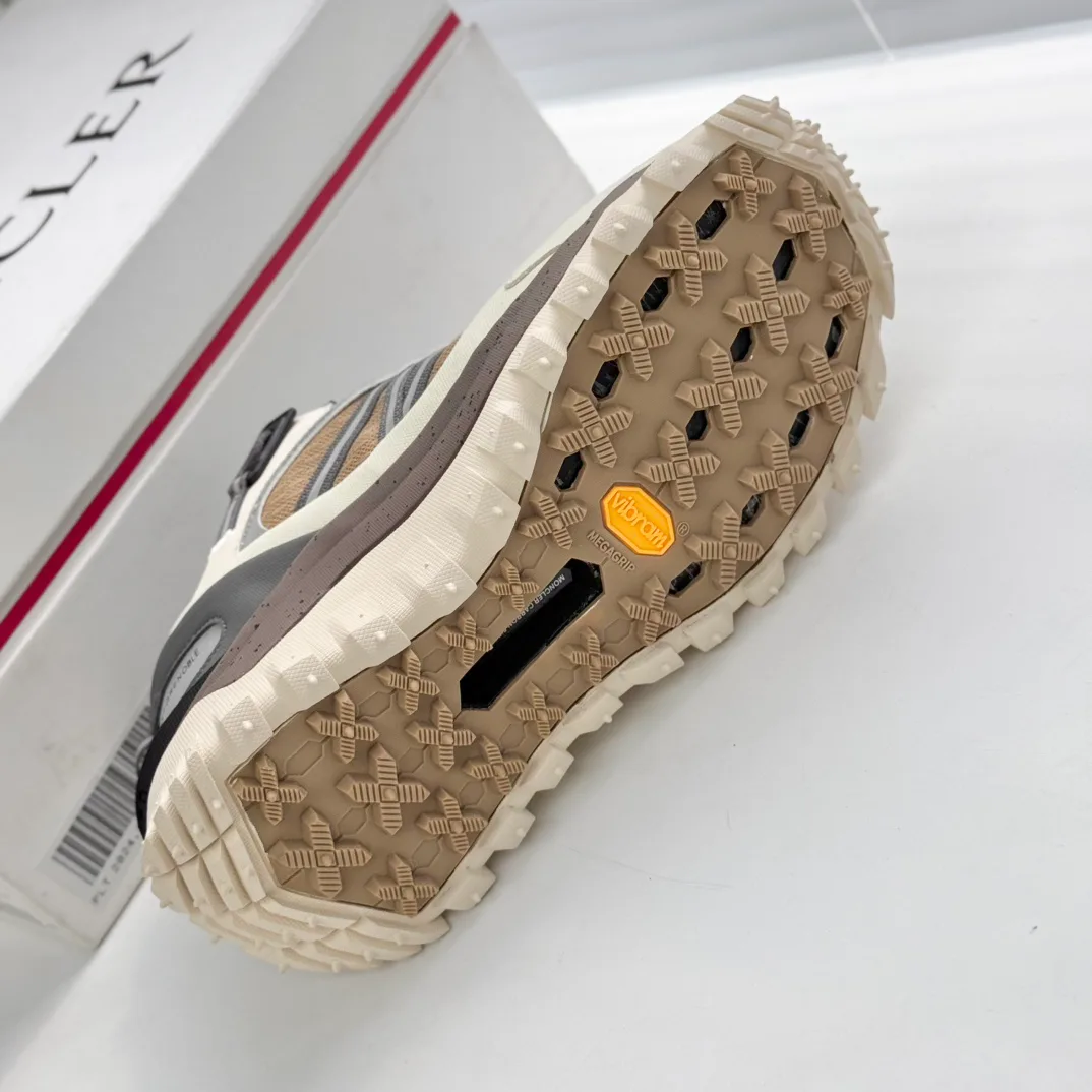 Кроссовки Женские Moncler 5279360