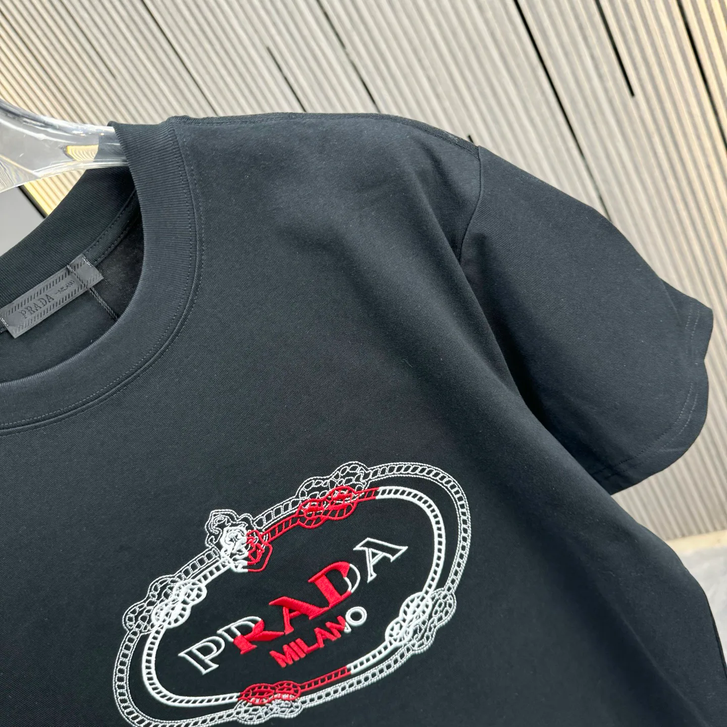 Футболки Женские Prada 1887619