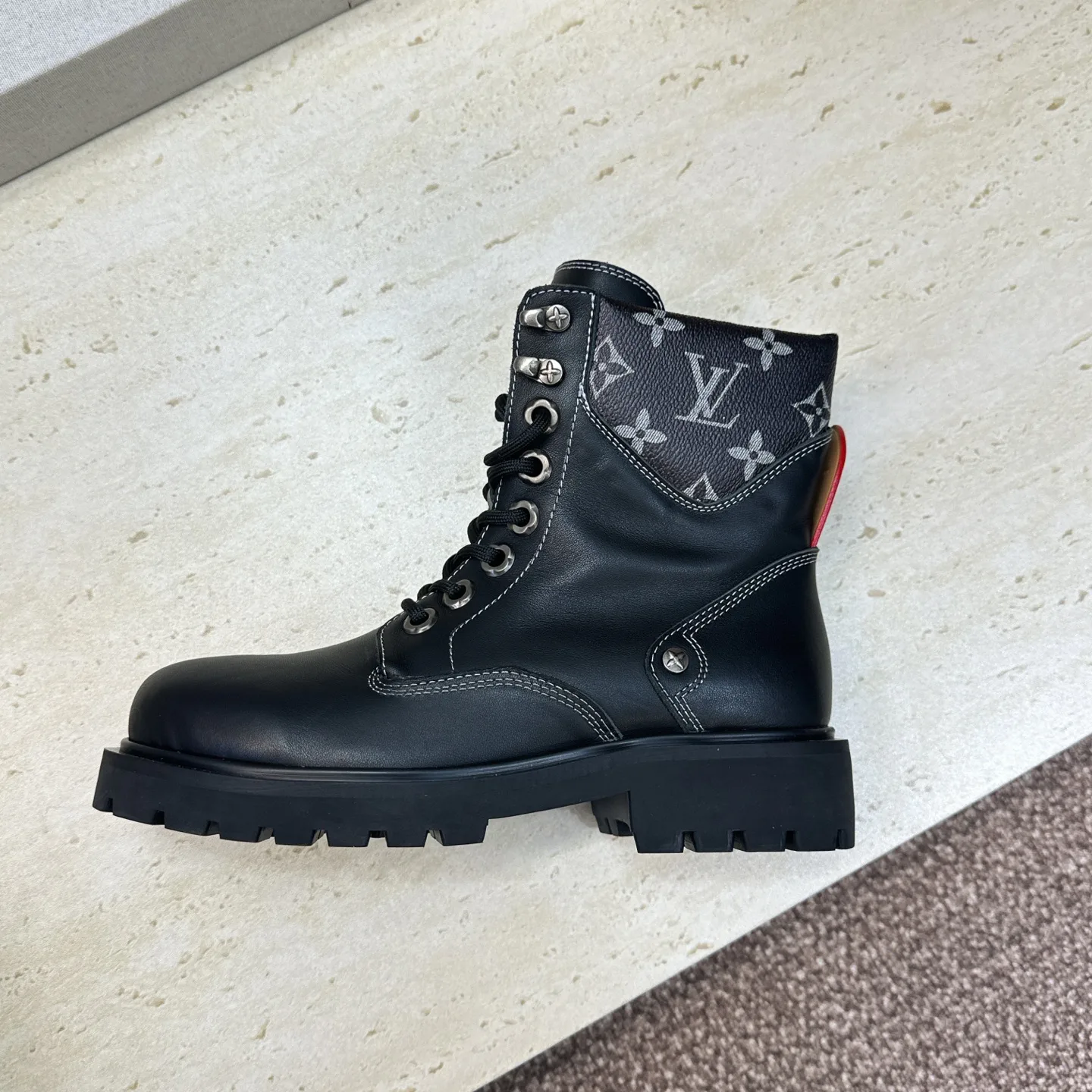 Ботинки Женские Louis Vuitton 18724519