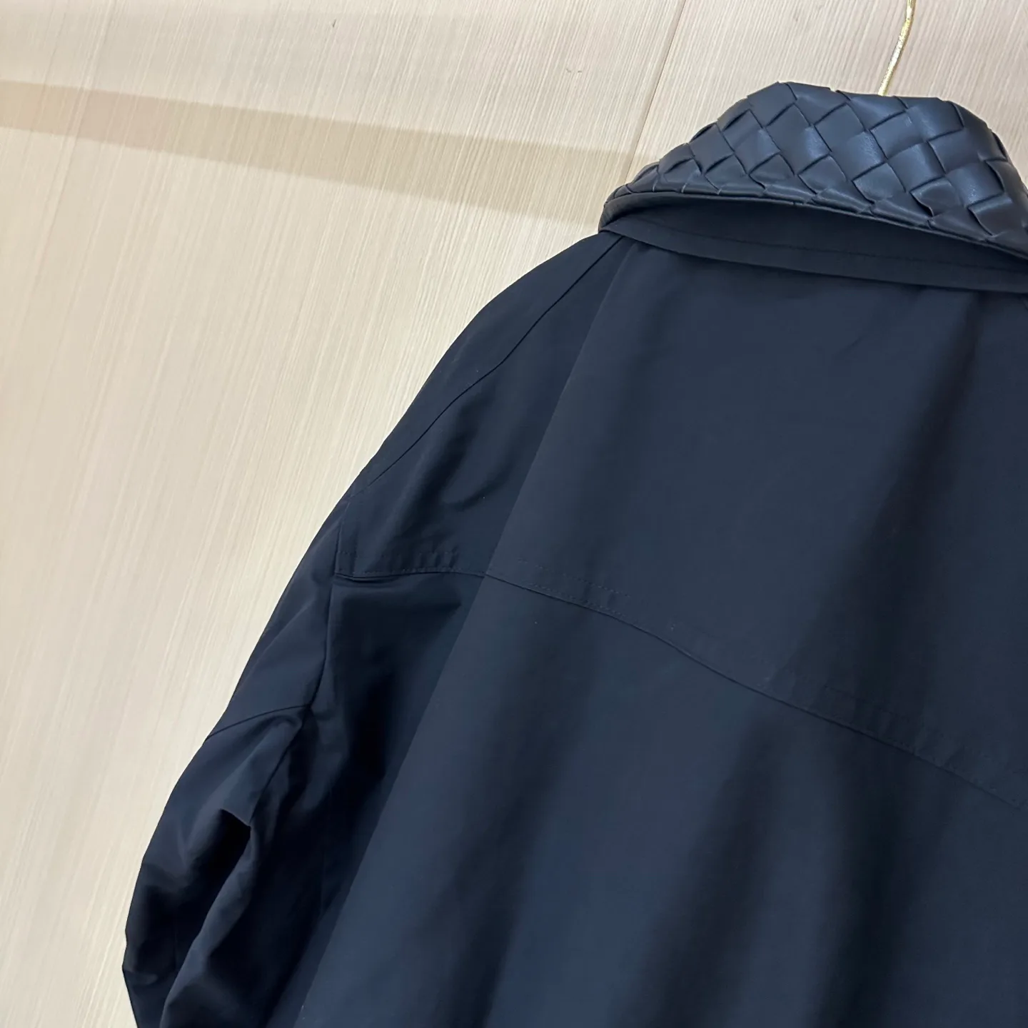 Кожаные Куртки И Дублёнки Женские Bottega Veneta 10037733