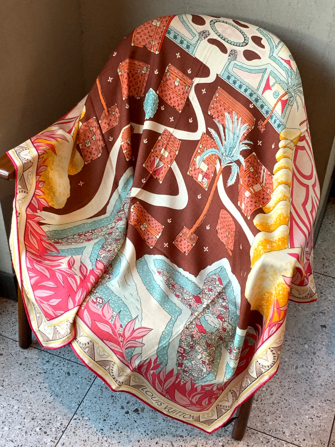 Шарфы Louis Vuitton 895246