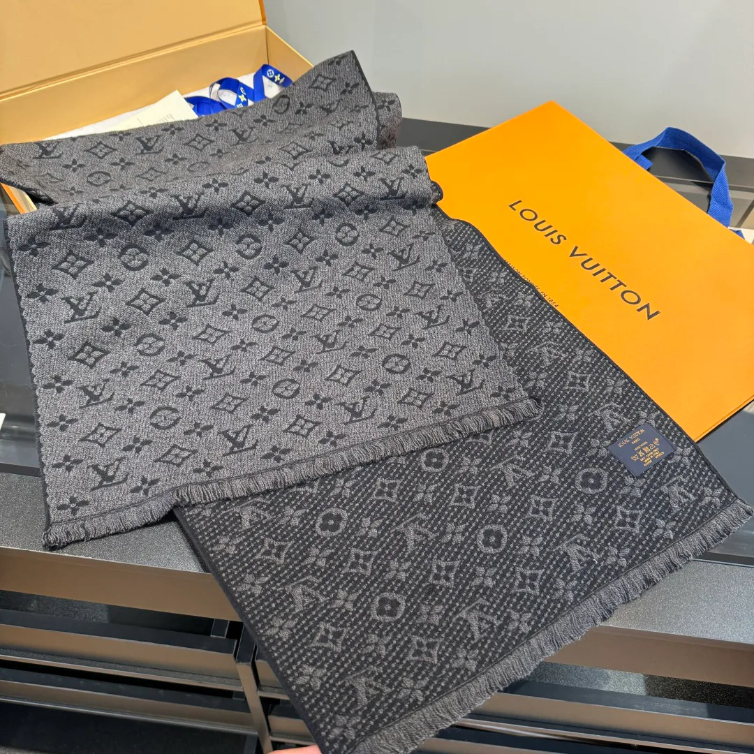 Шарфы Louis Vuitton 1303446