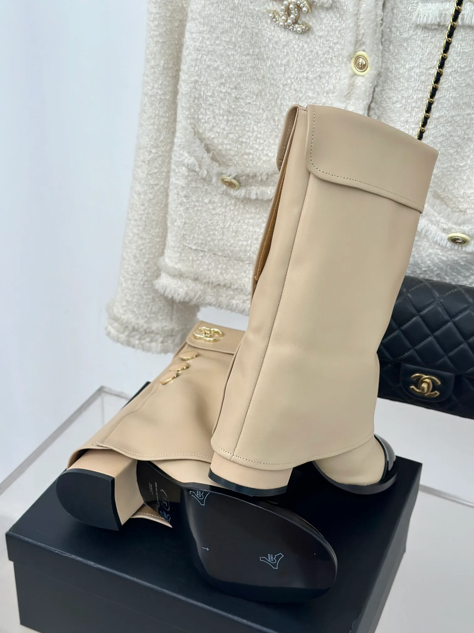Сапоги Женские Chanel 18154389