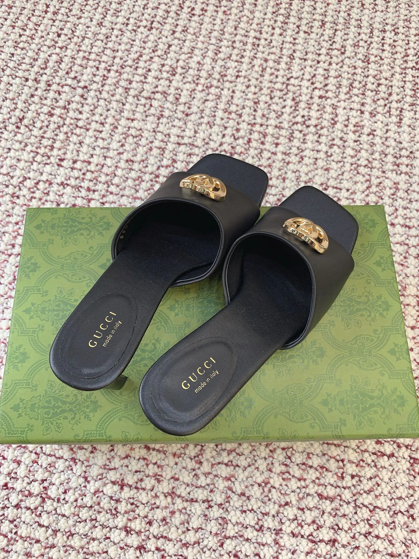 Босоножки Женские Gucci 13438266