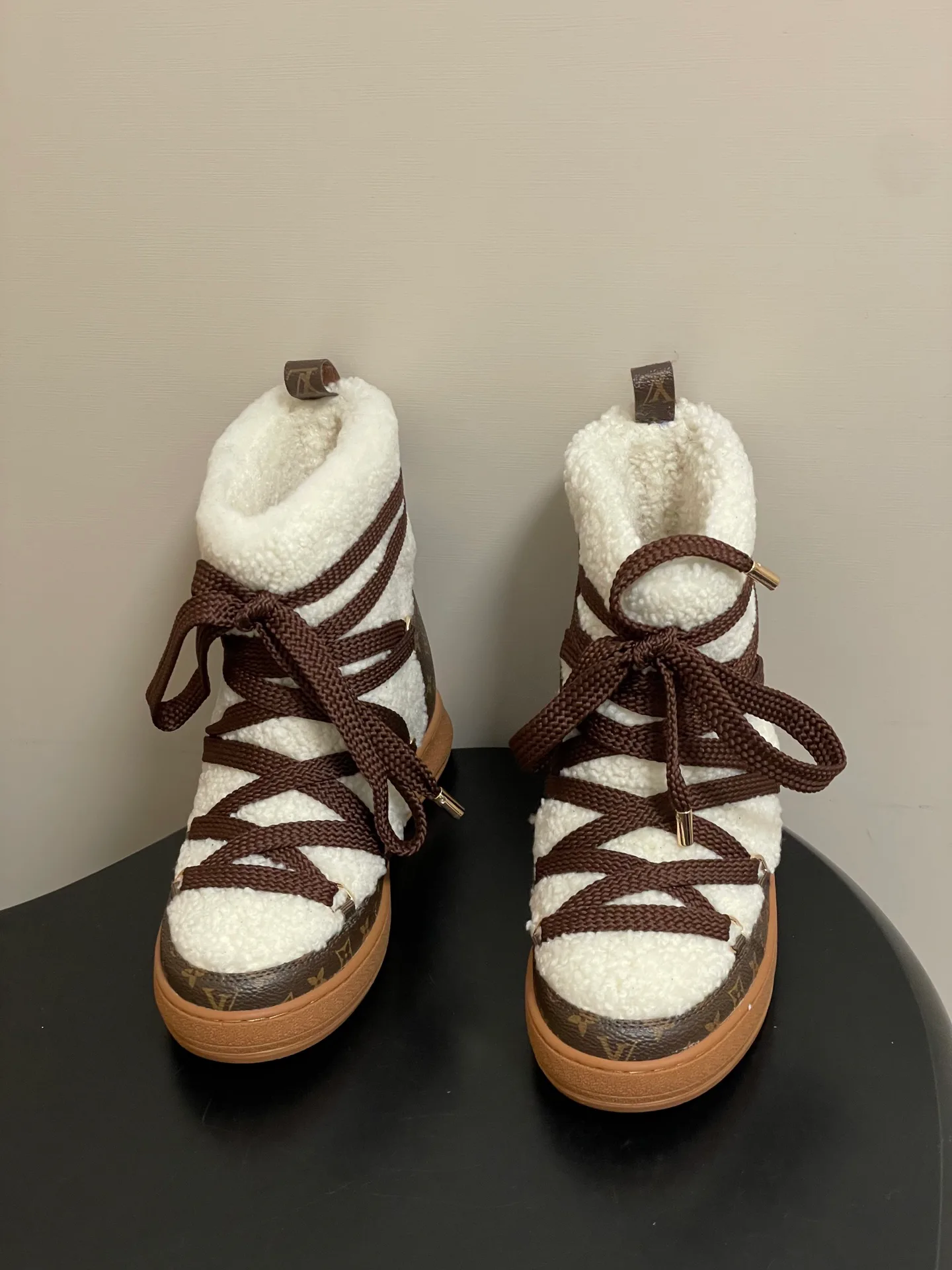 Угги Женские Louis Vuitton 668677