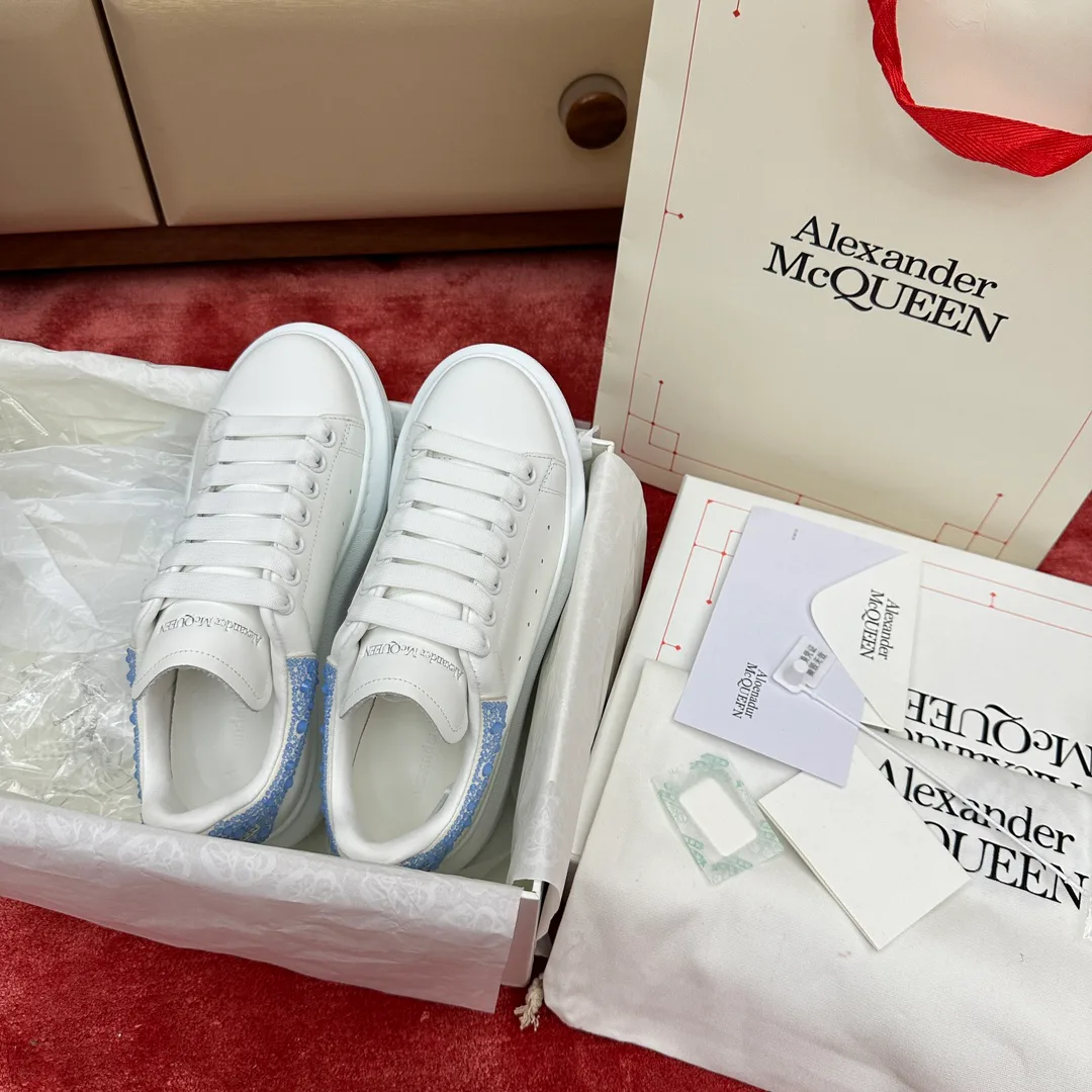 Кроссовки Женские Alexander Mcqueen 11472870