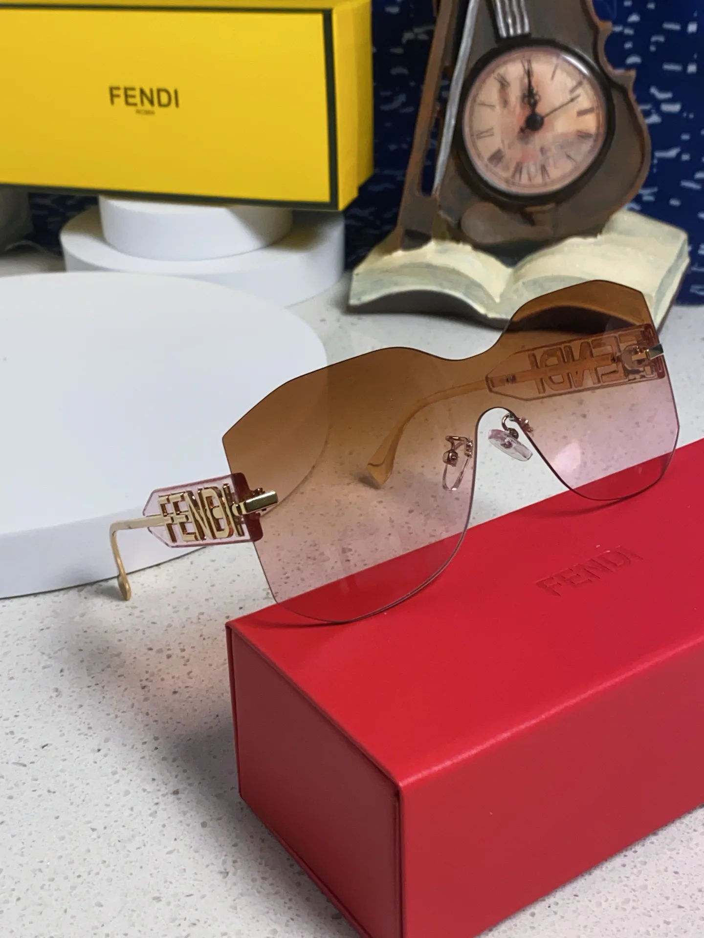 Очки Fendi 13135717