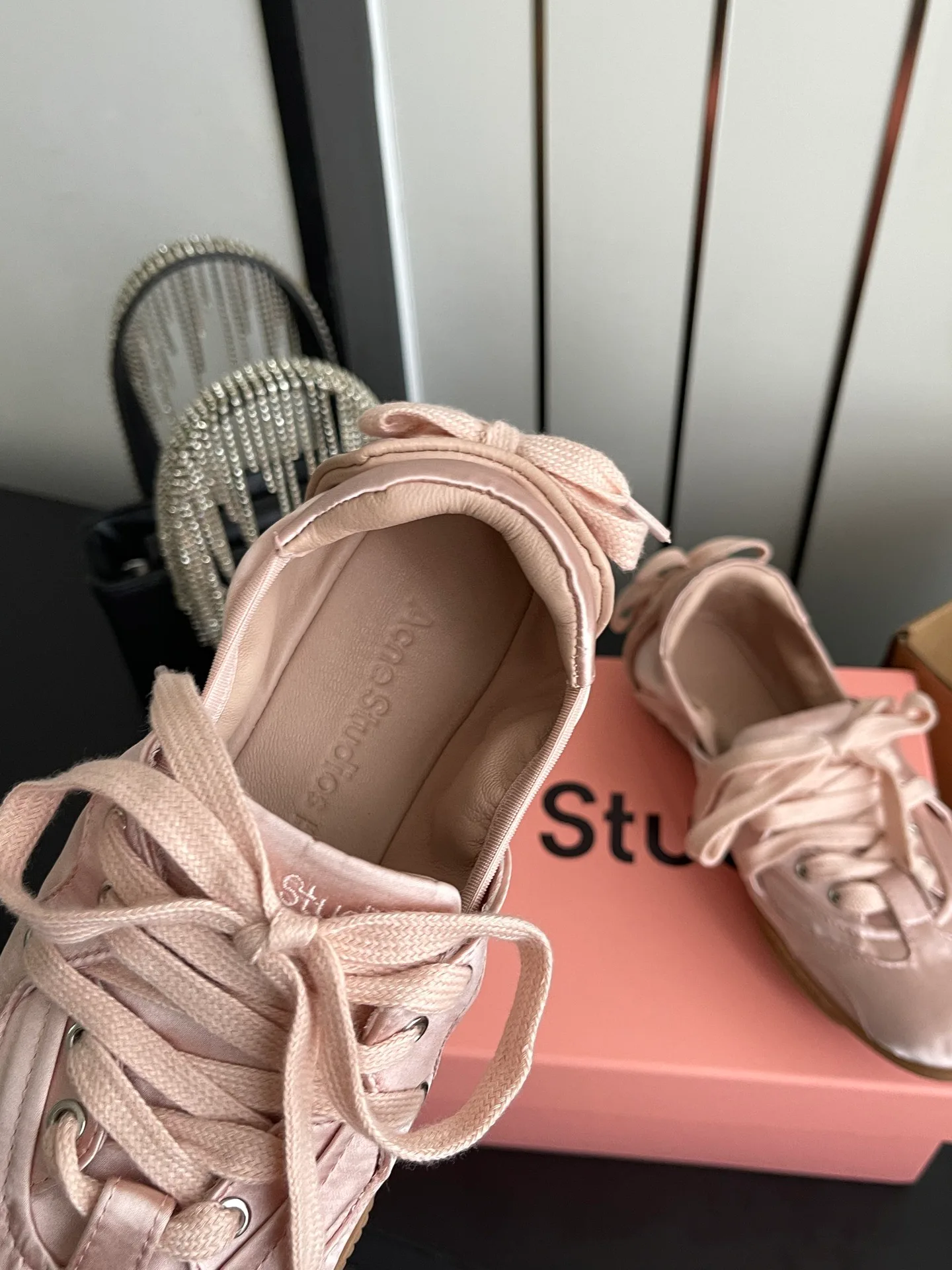 Кроссовки Женские Acne Studios 17554371