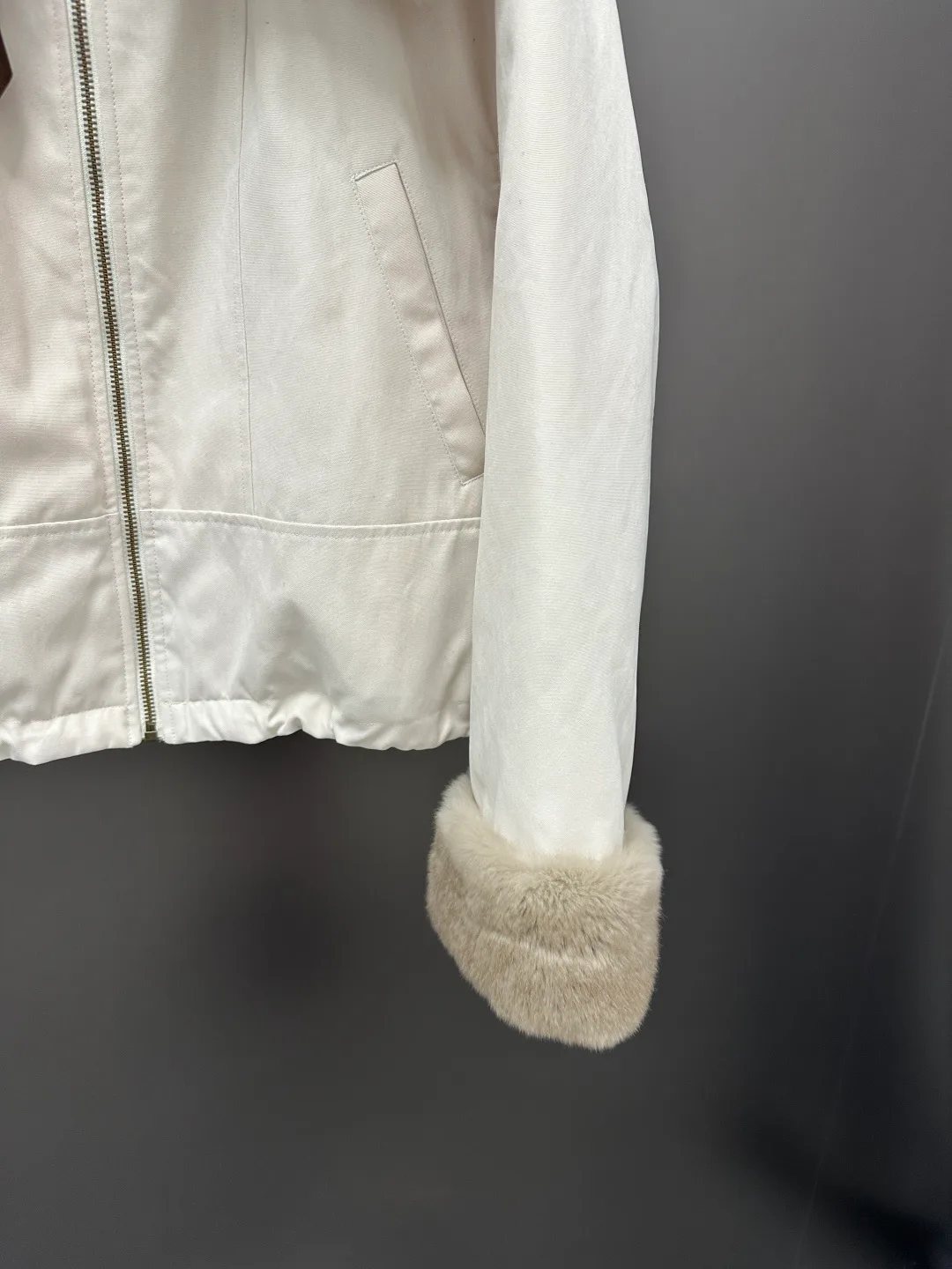 Куртки И Пуховики Женские Max Mara 18702427