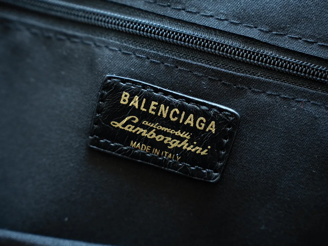 Рюкзаки Женские Balenciaga 18136521