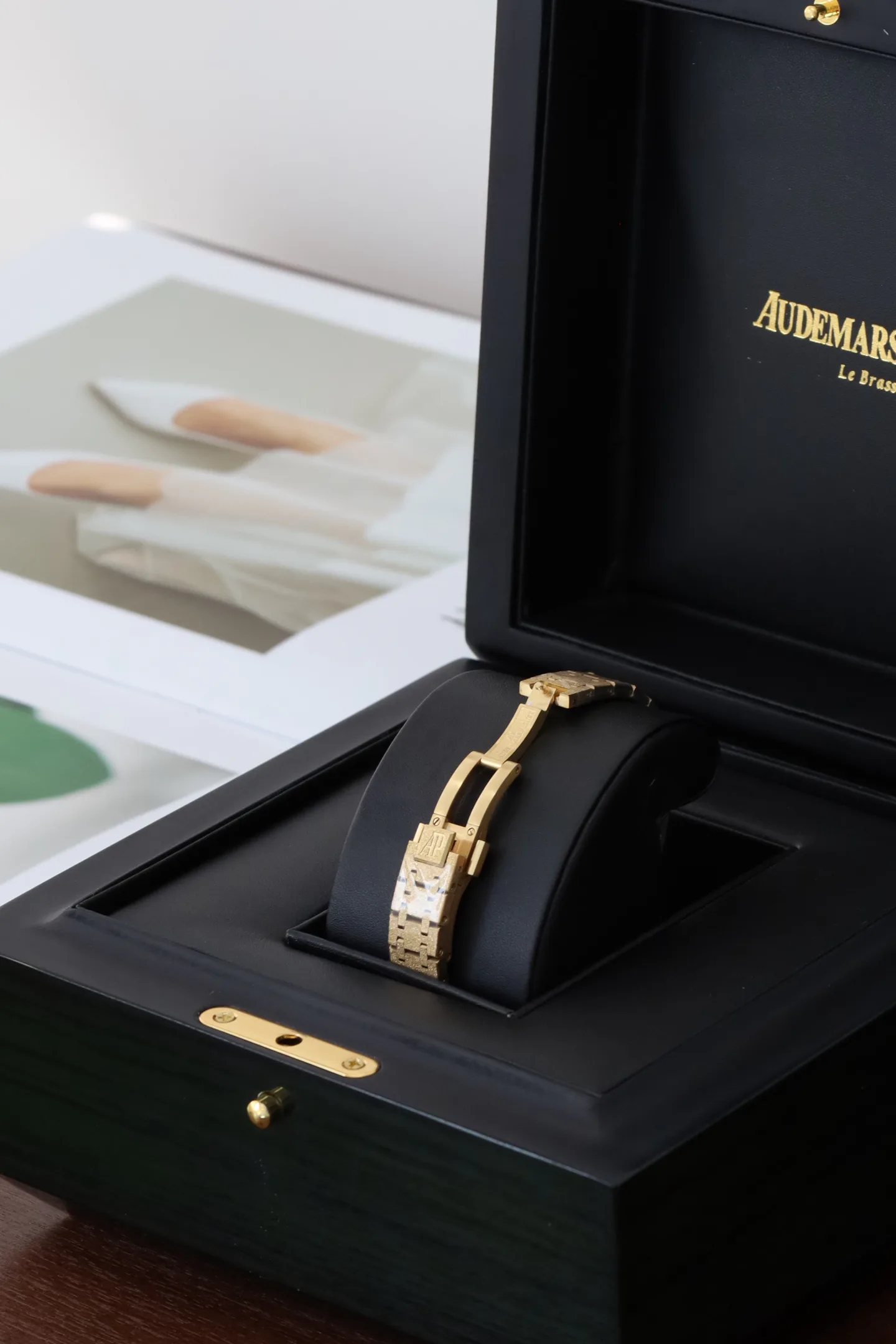 Часы Женские Audemars Piguet 1284220