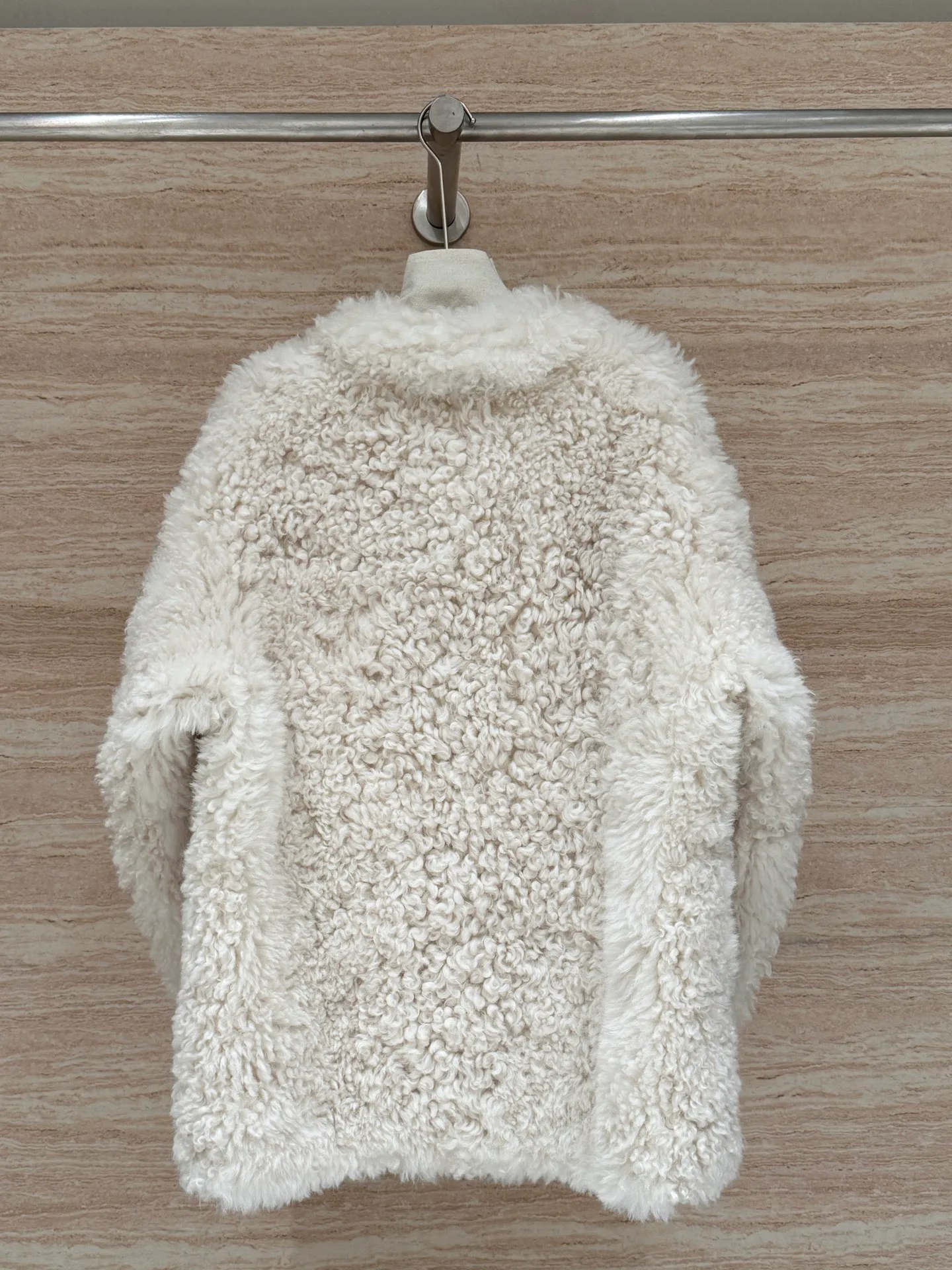 Кожаные Куртки И Дублёнки Женские Celine 1061355