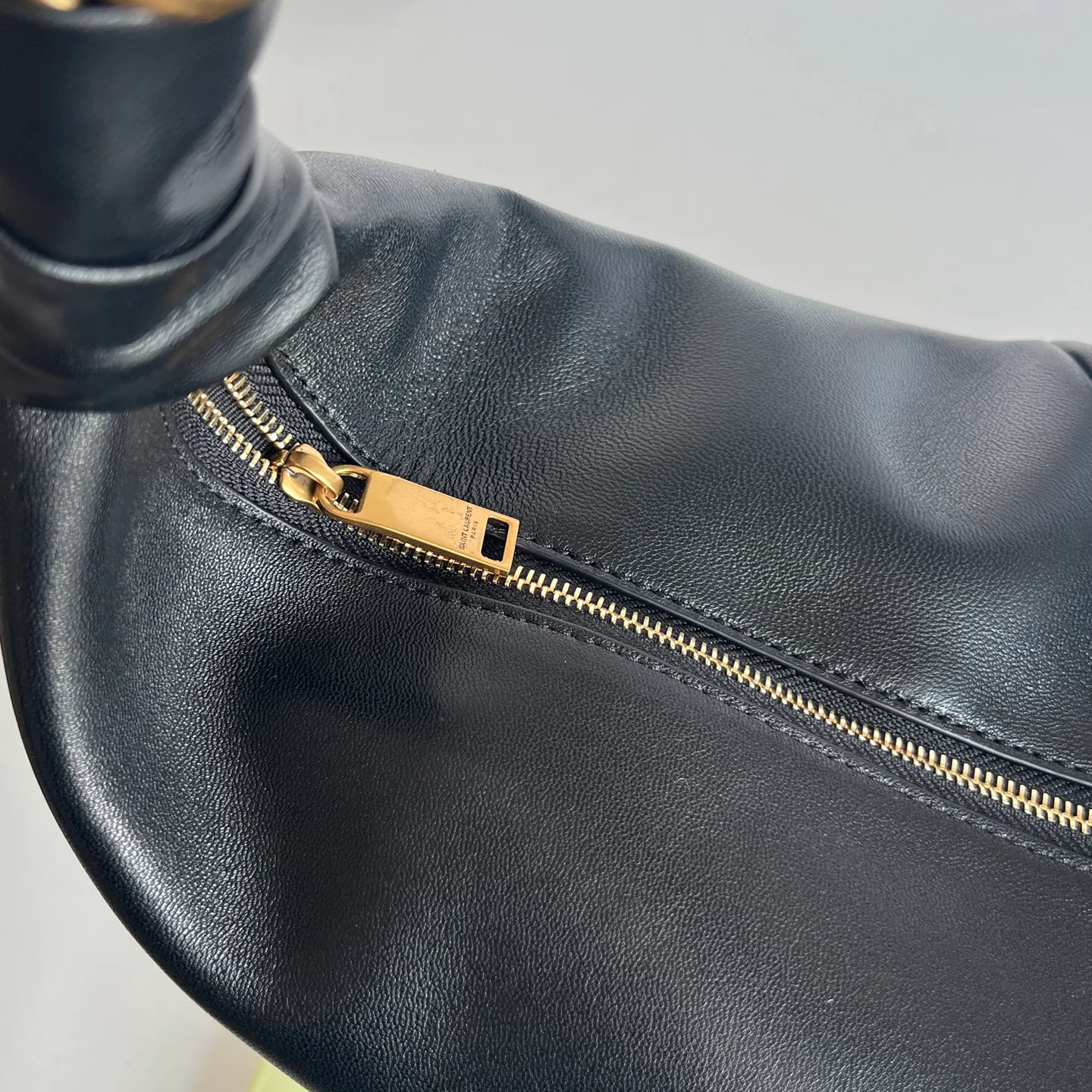 Классические Сумки Женские Saint Laurent 11886270
