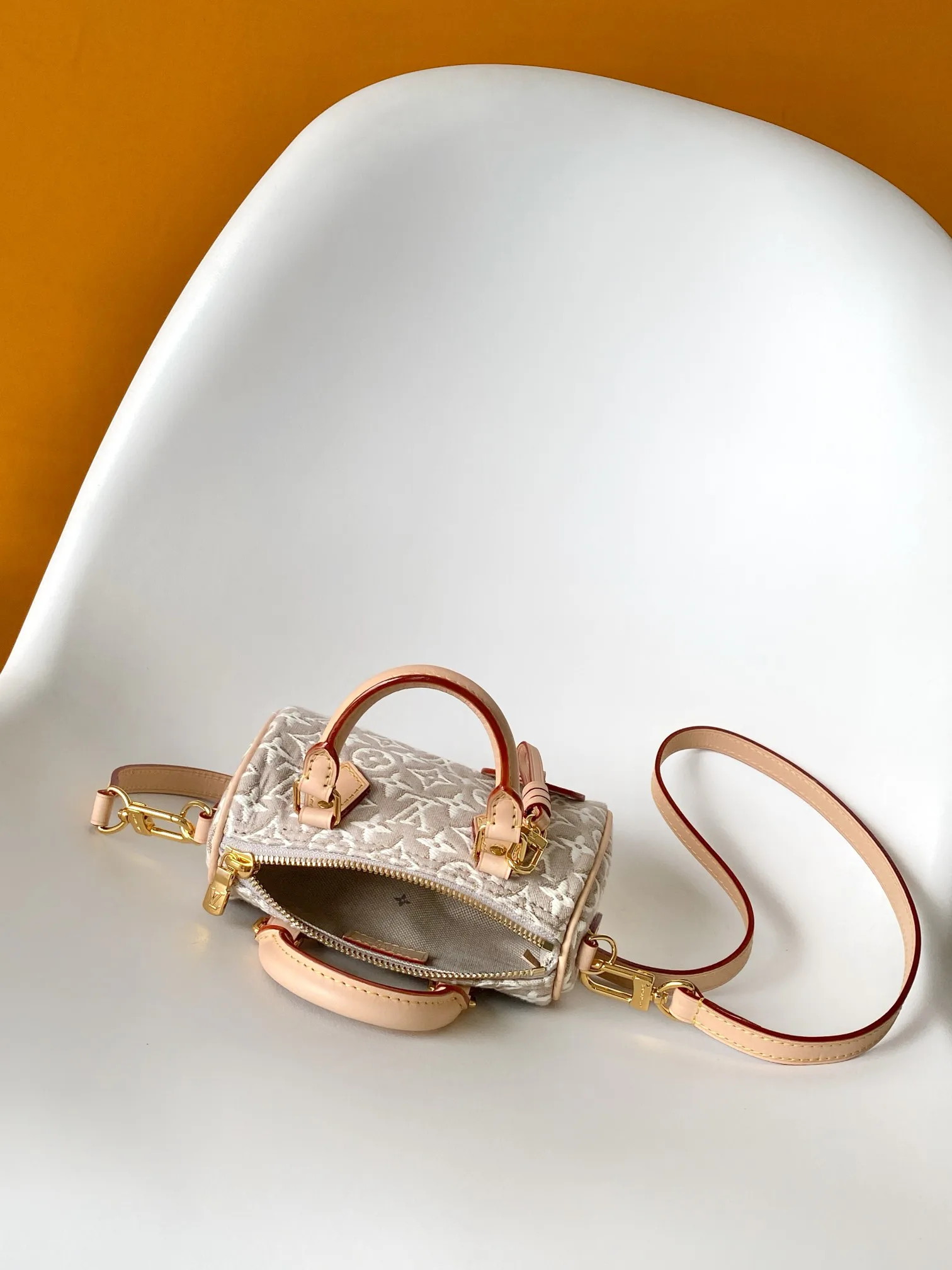 Классические Сумки Женские Louis Vuitton 17428092