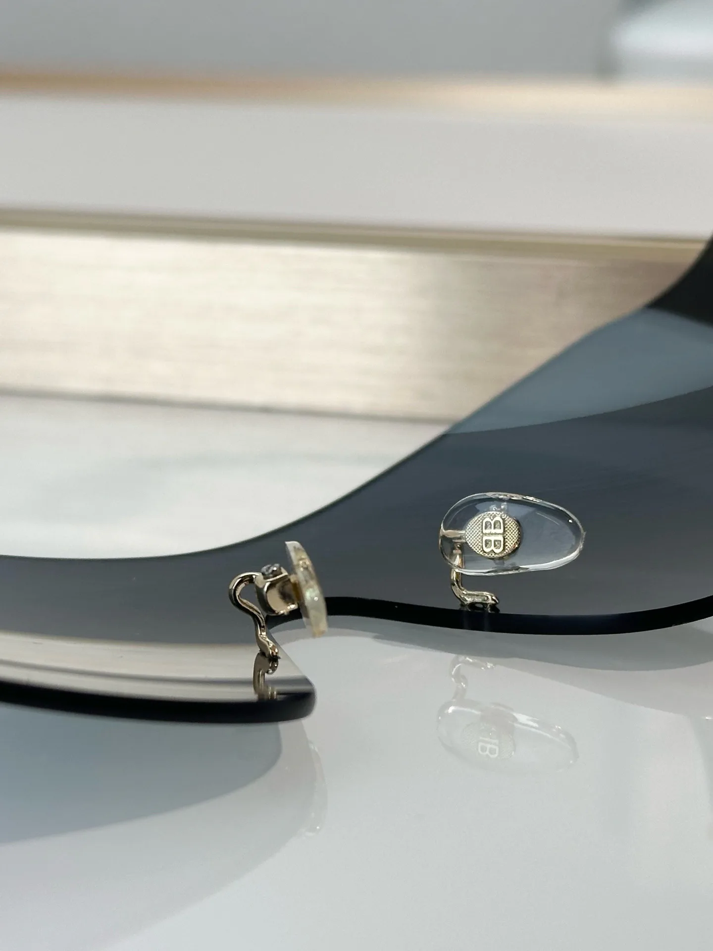 Очки Balenciaga 13389368