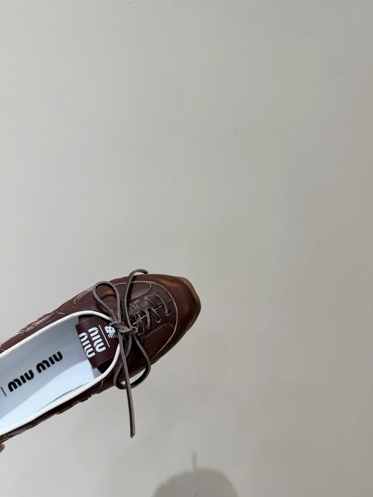 Кроссовки Женские Miu Miu 17956069