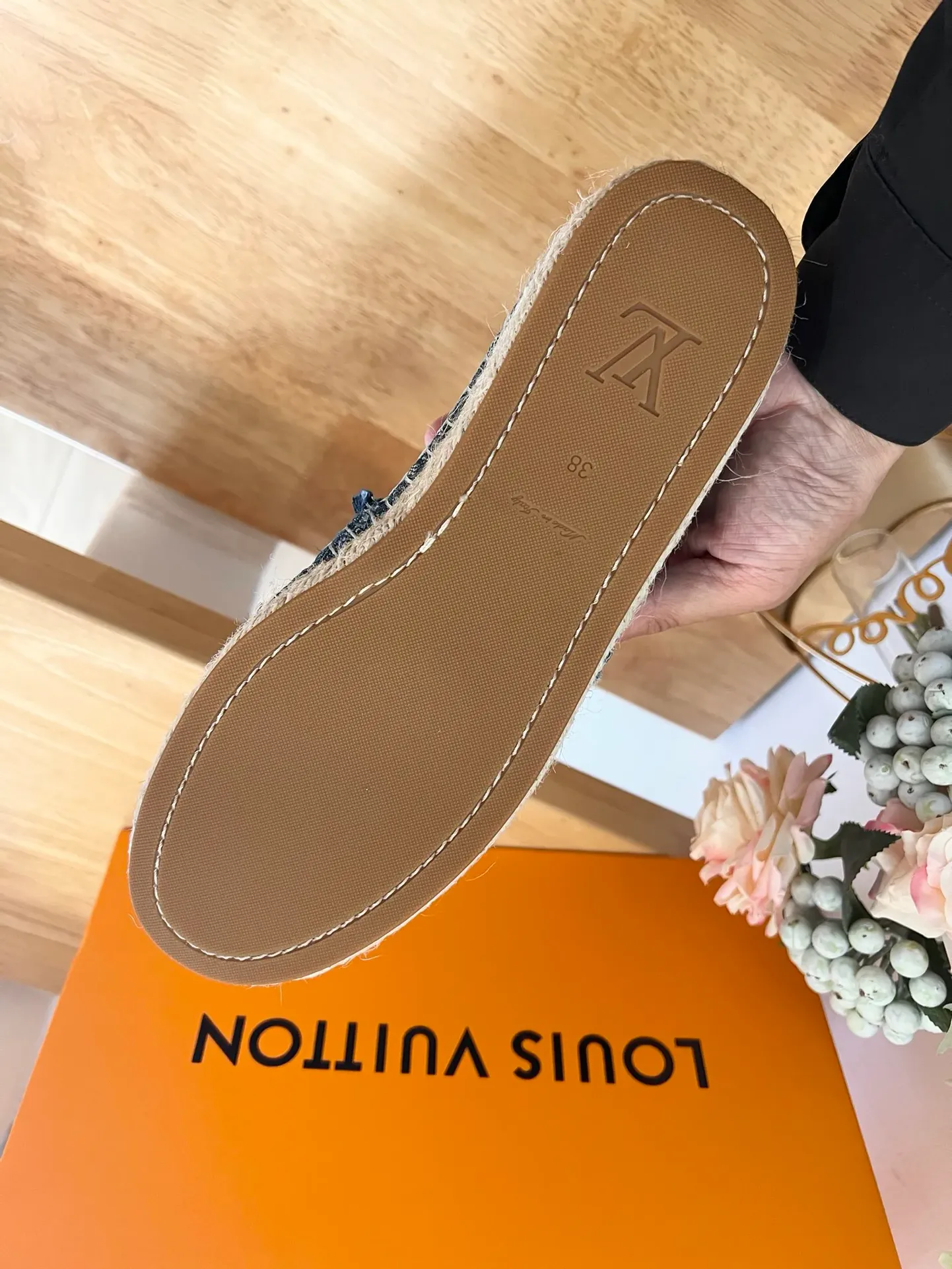 Слипоны Женские Louis Vuitton 2937811