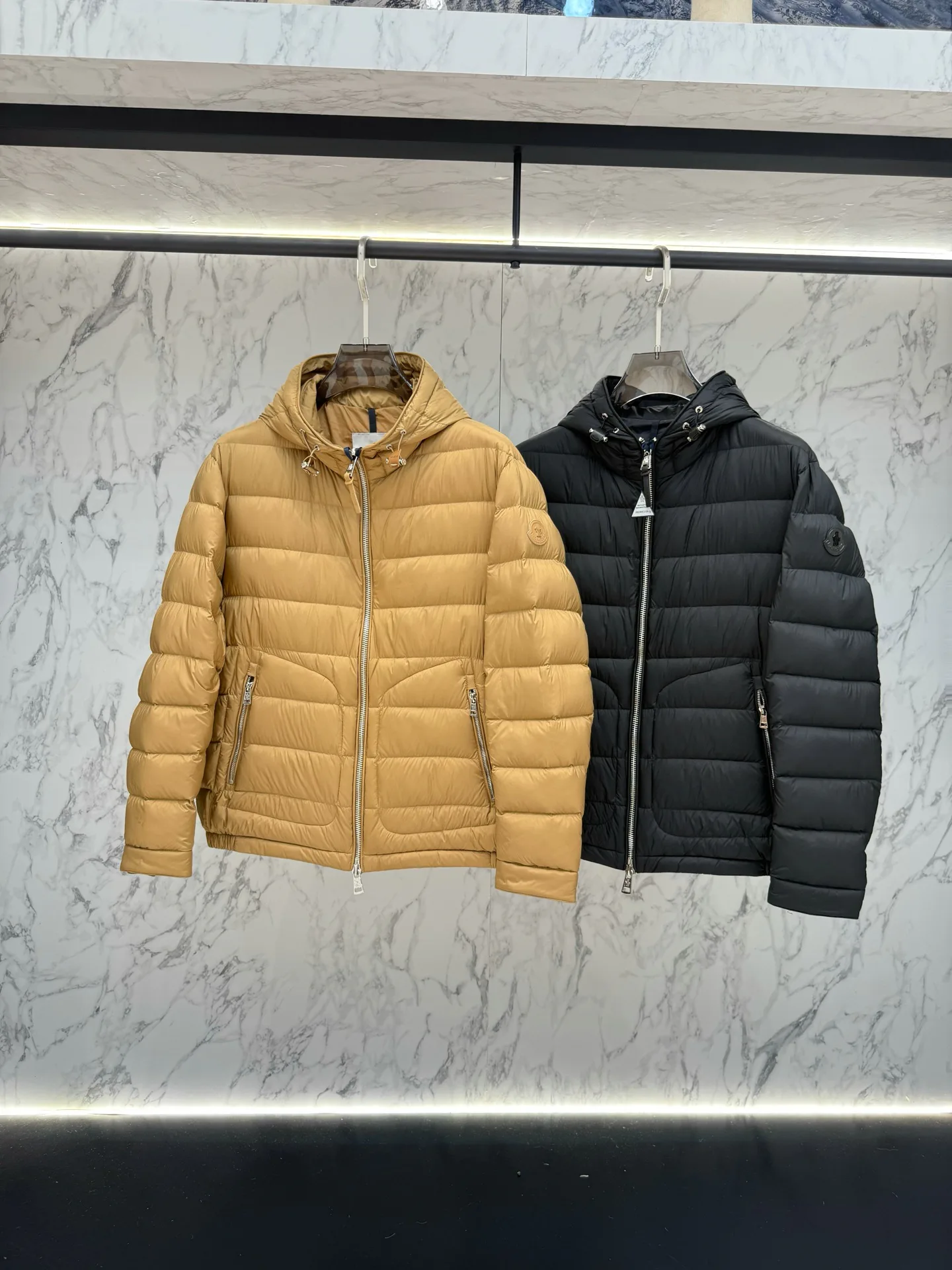 Куртки И Пуховики Мужские Moncler 18188342