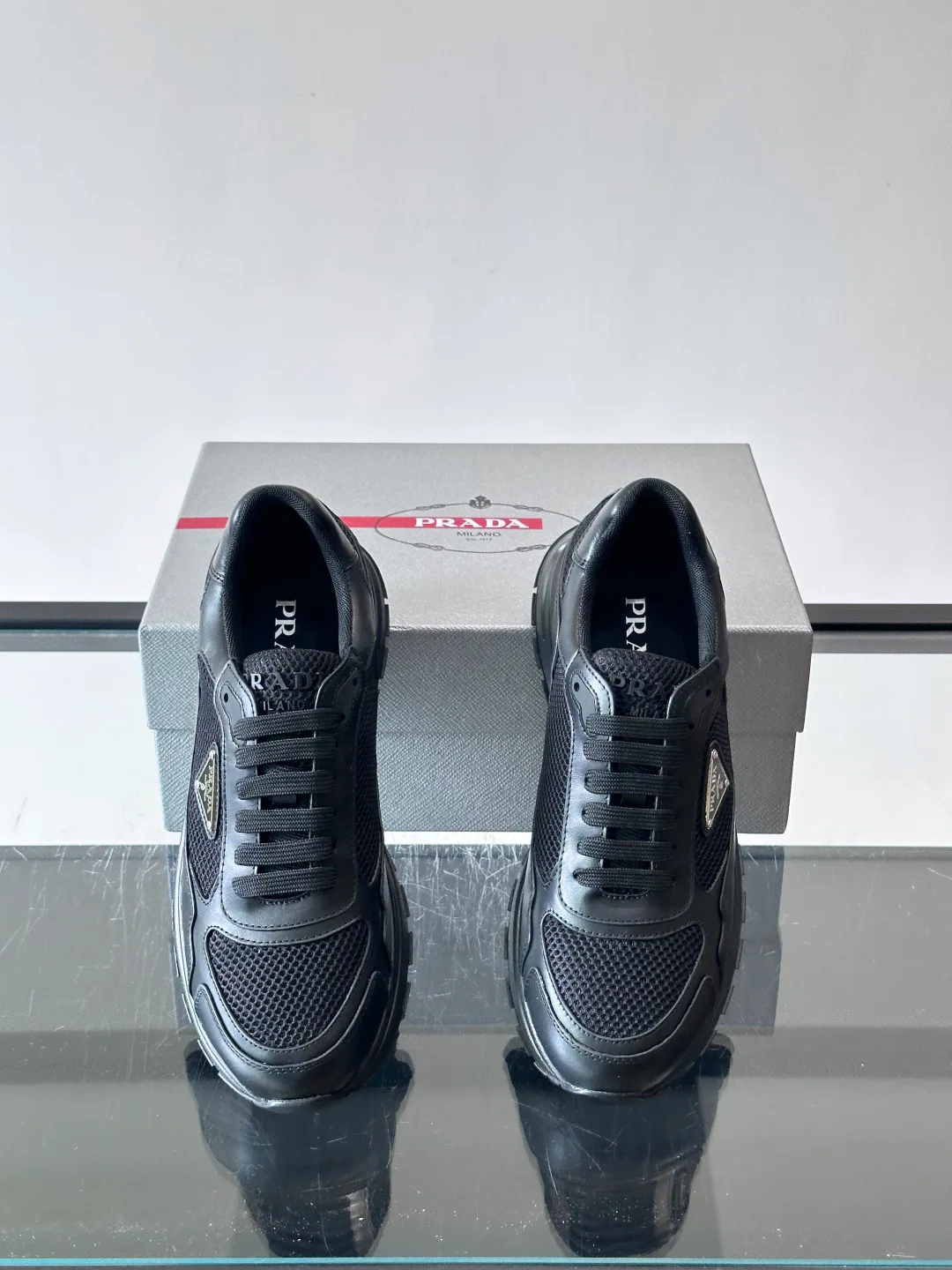 Кроссовки Мужские Prada 18872006