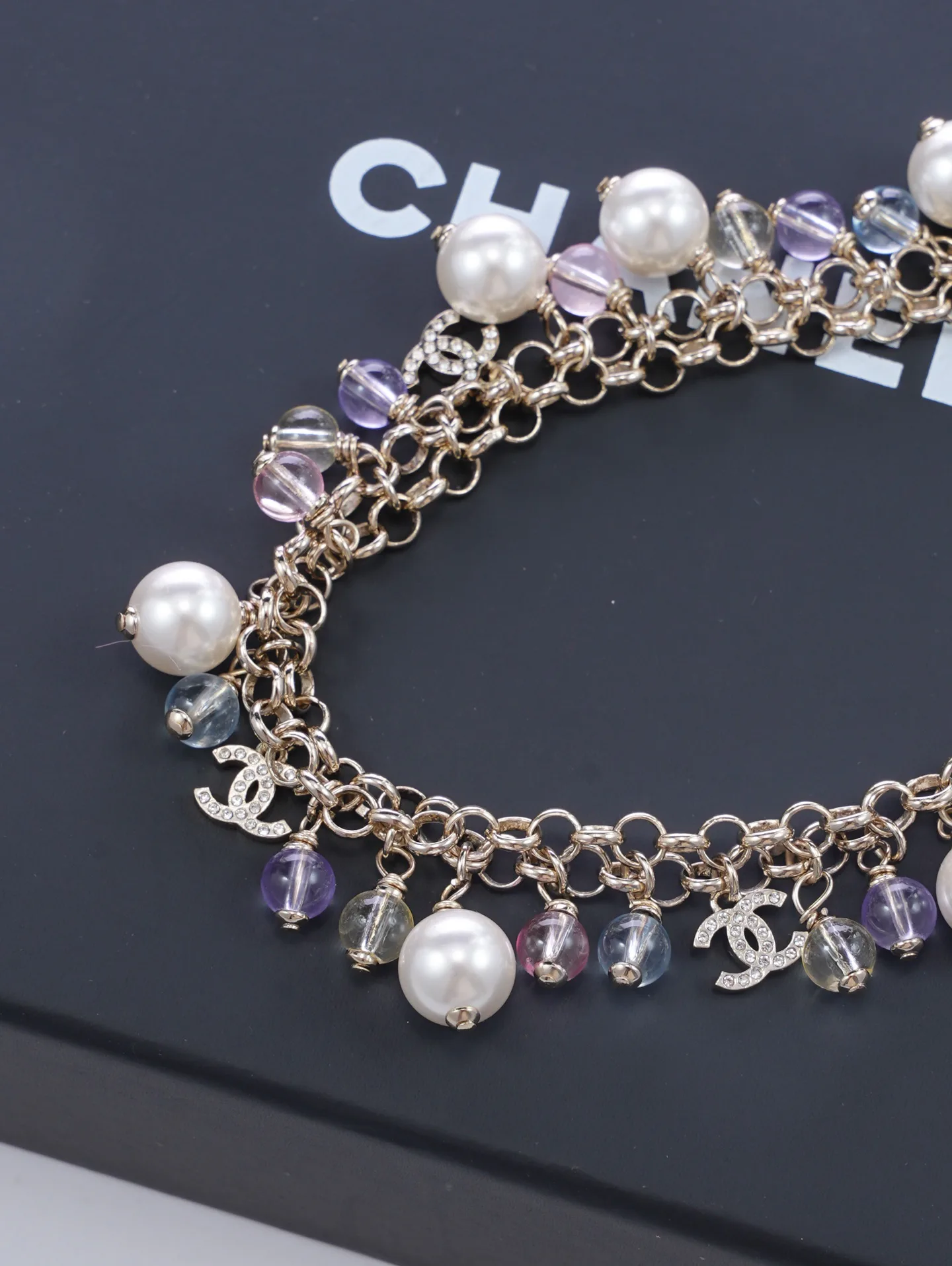 Бижутерия Chanel 693517