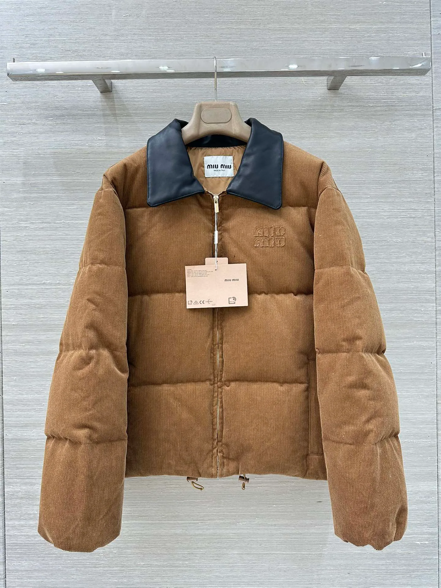 Куртки И Пуховики Женские Miu Miu 1844754