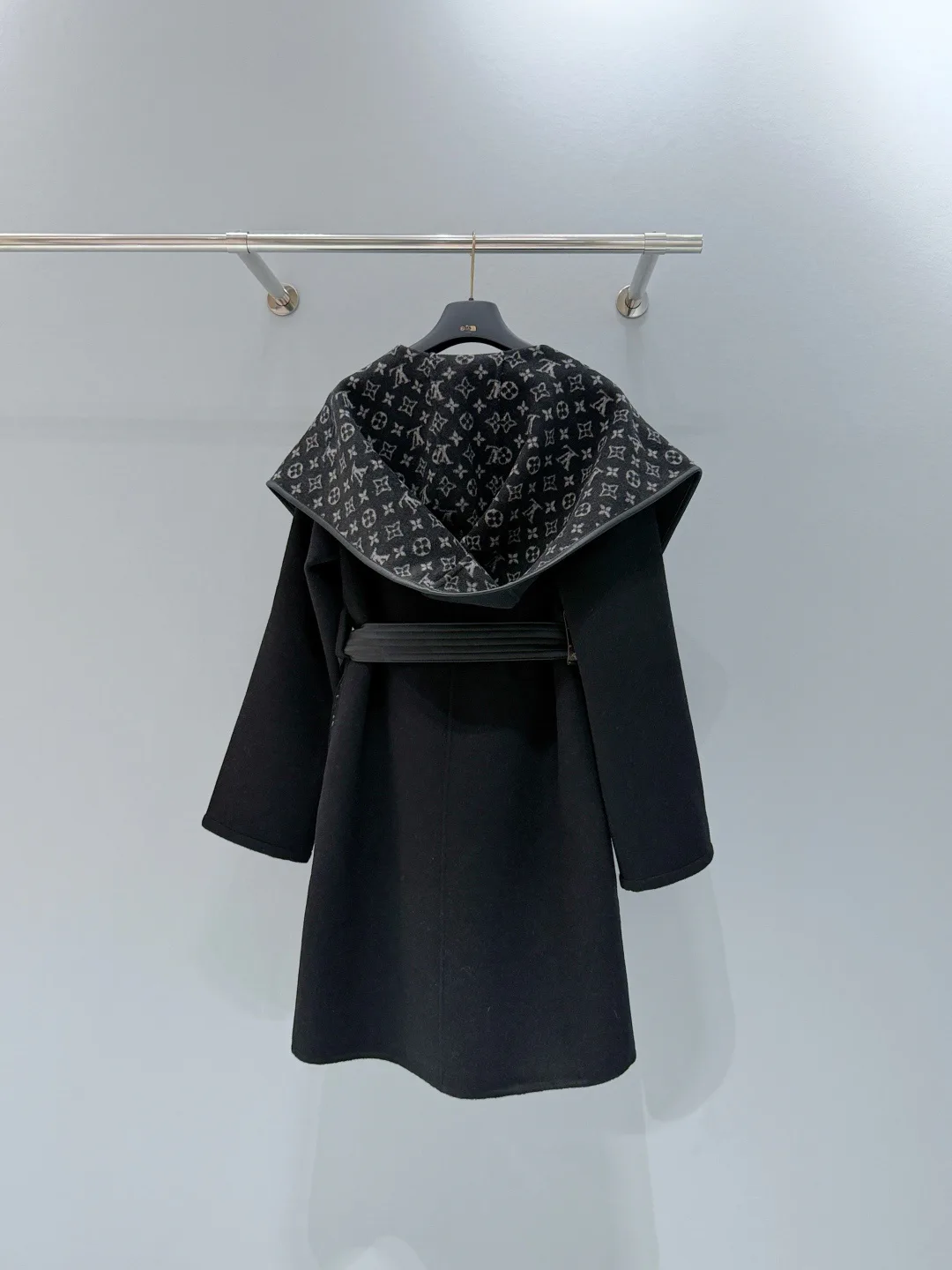 Пальто Женские Louis Vuitton 18617812